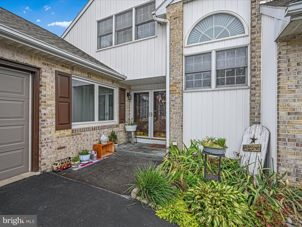 Photo of 270 Wilton Drive, Strasburg, PA 17579 (MLS # PALA2053690)