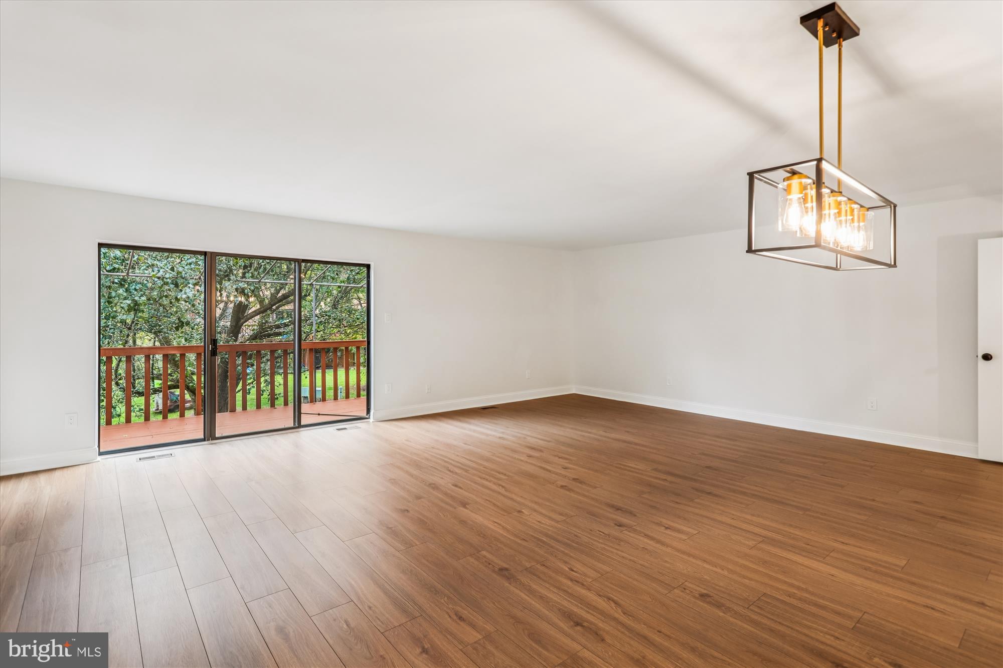 RUXTON CROSSING - Residential