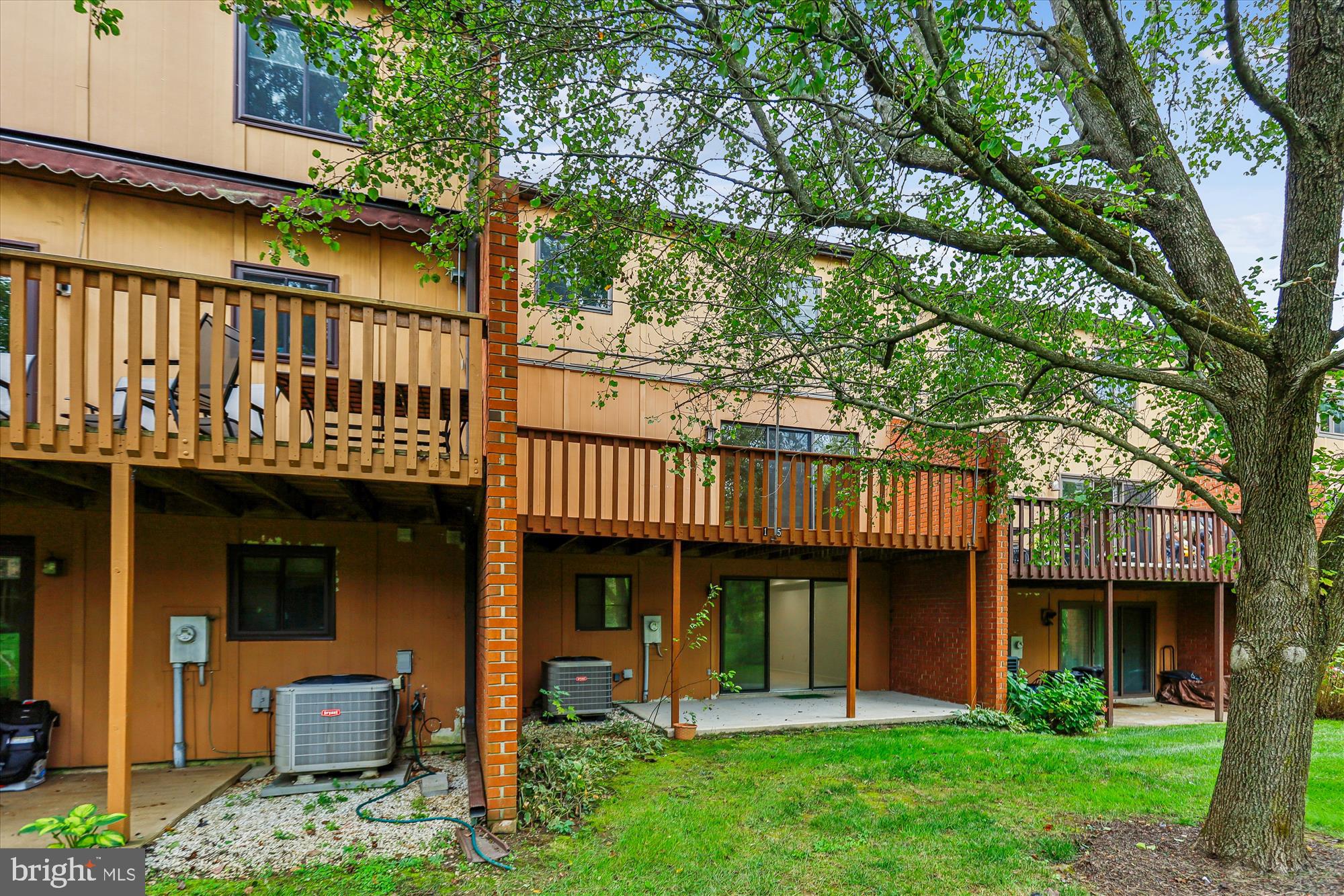 RUXTON CROSSING - Residential