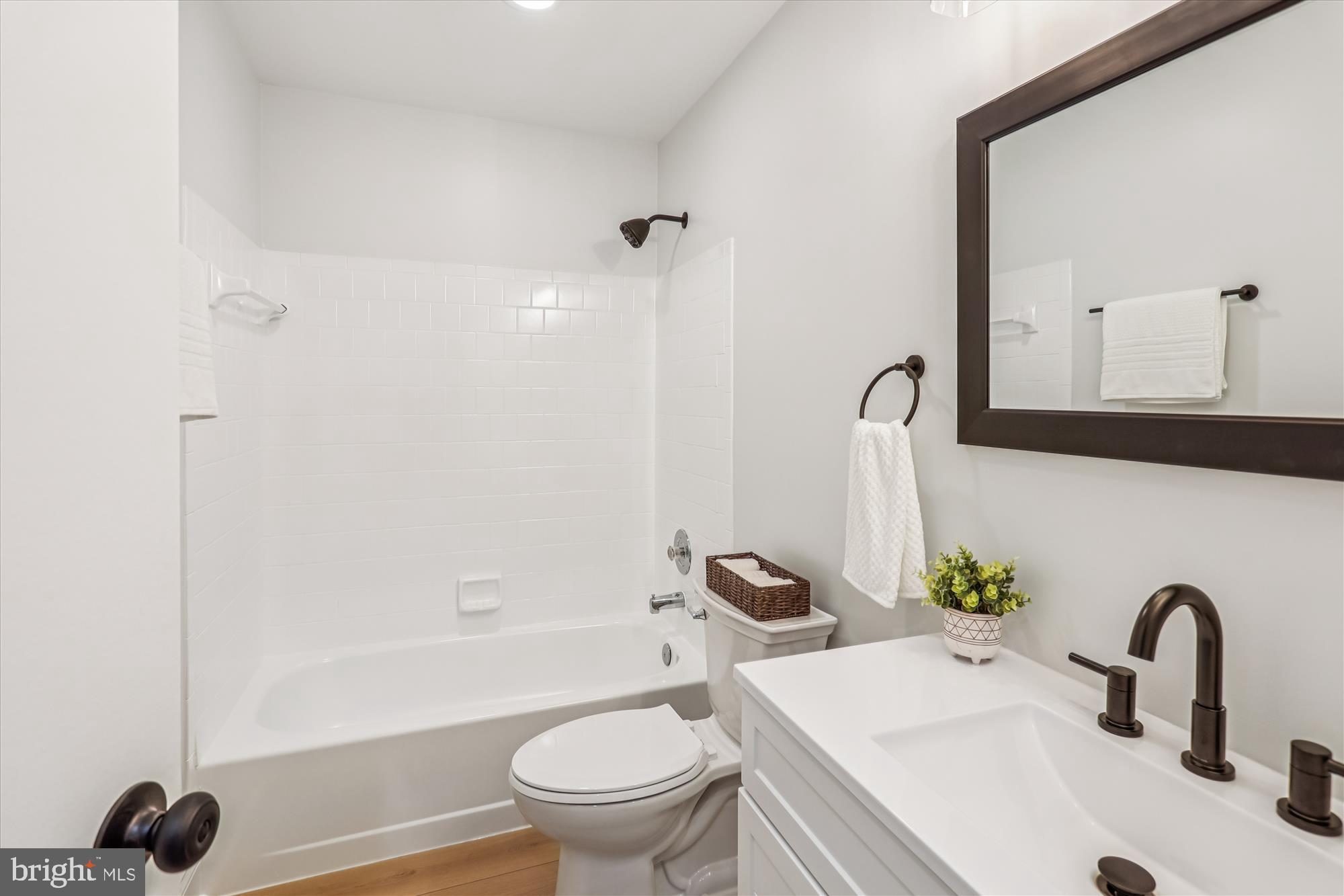 RUXTON CROSSING - Residential