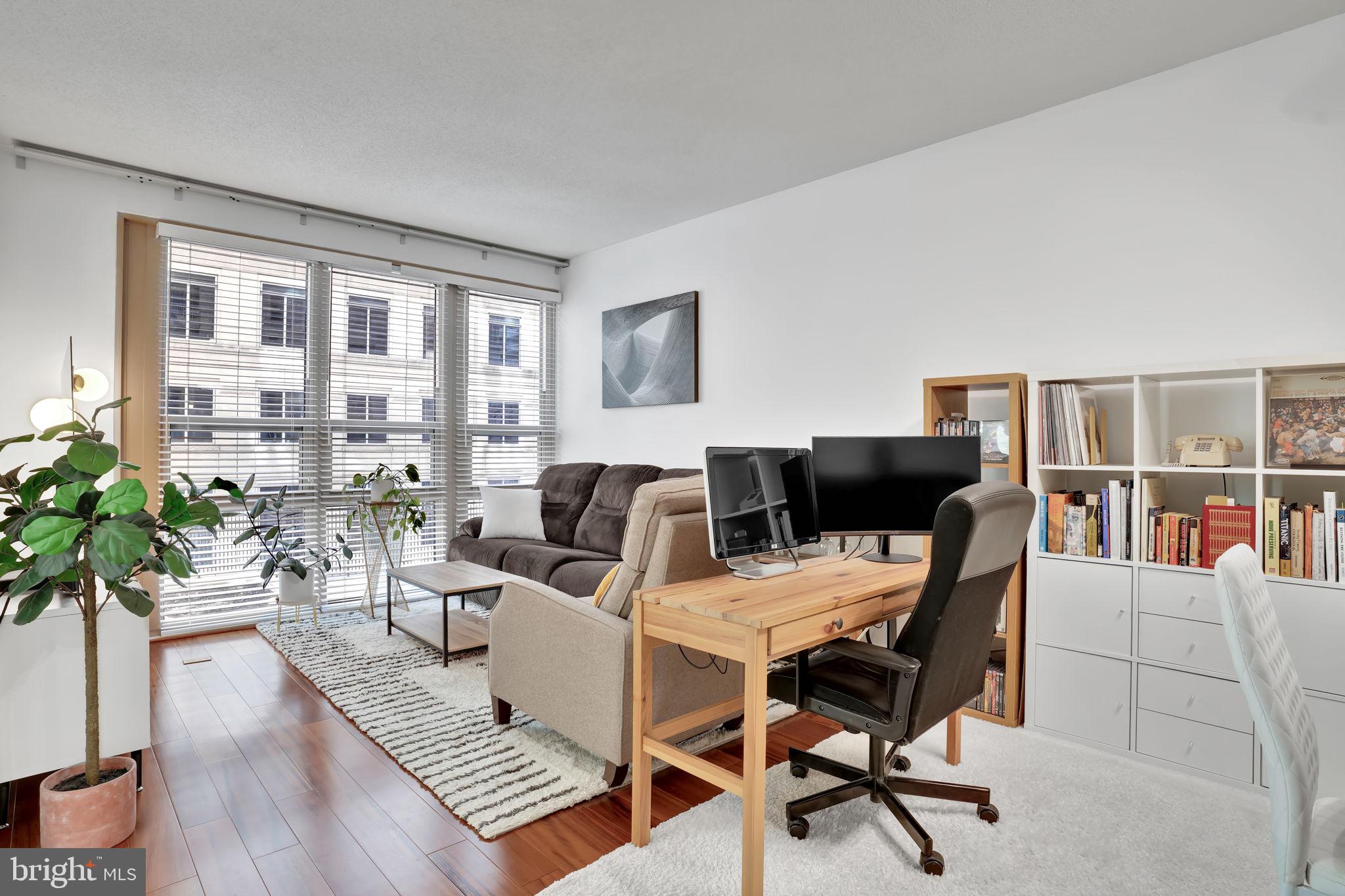 RESIDENCES AT LIBERTY CENTER - Residential Lease