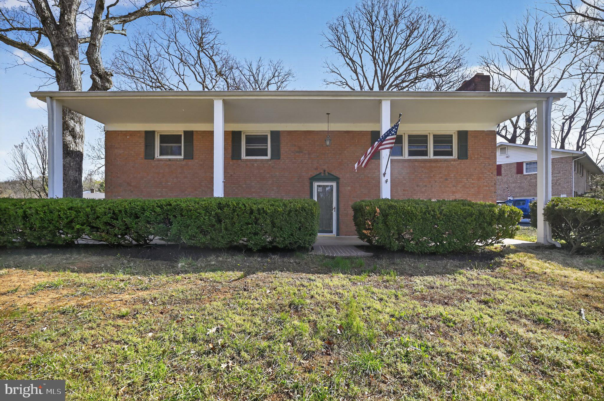 POST ROAD VILLAGE - Residential