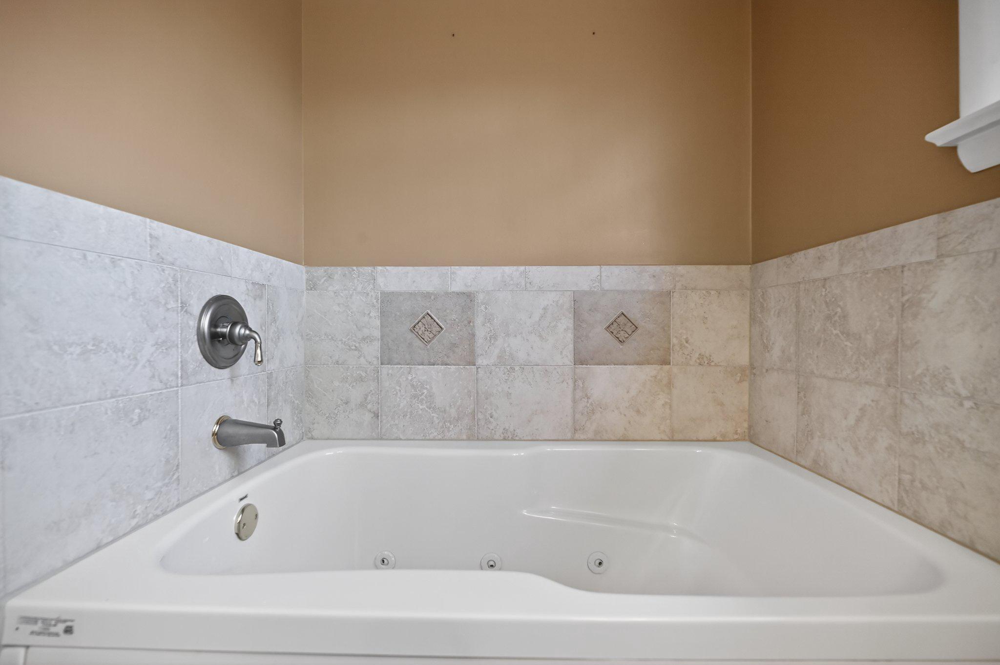 POST ROAD VILLAGE - Residential