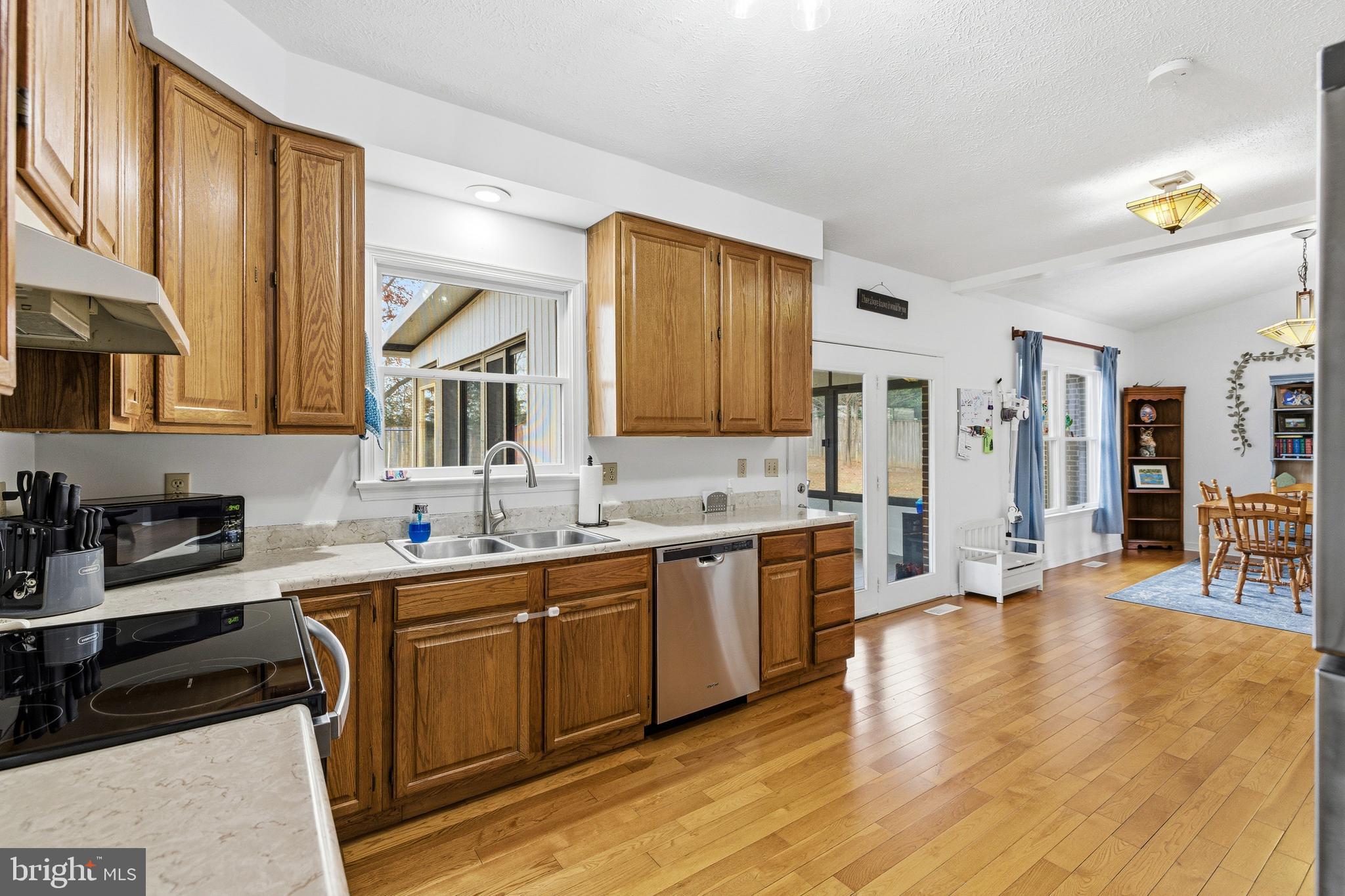 SUNRISE HILL - Residential