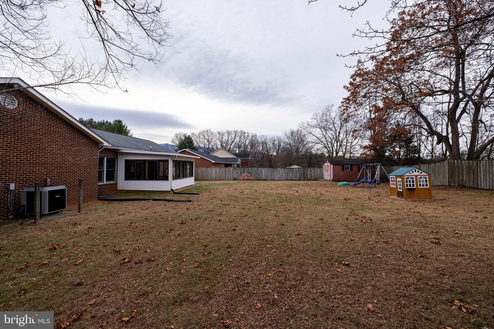 SUNRISE HILL - Residential