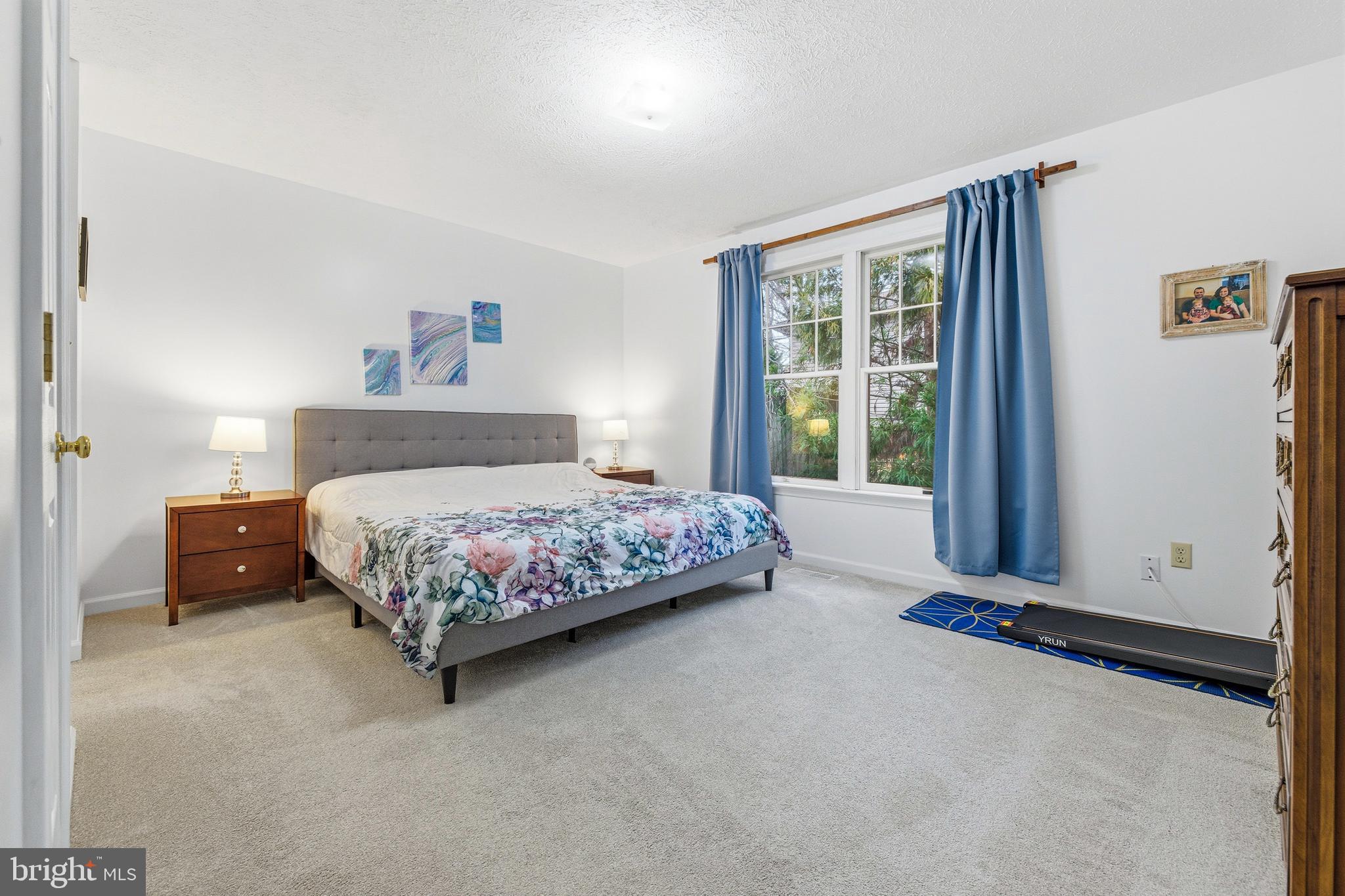 SUNRISE HILL - Residential