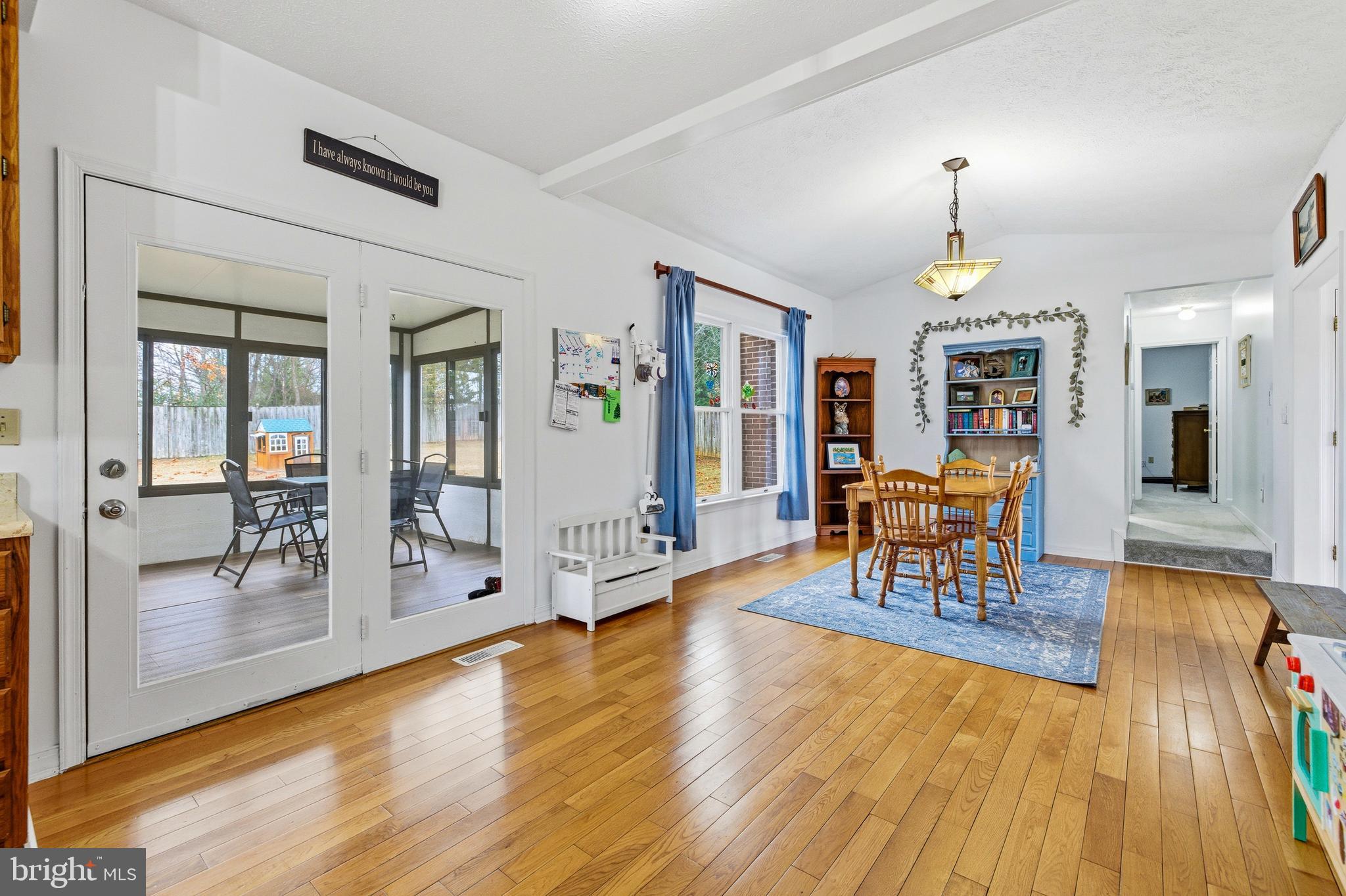 SUNRISE HILL - Residential