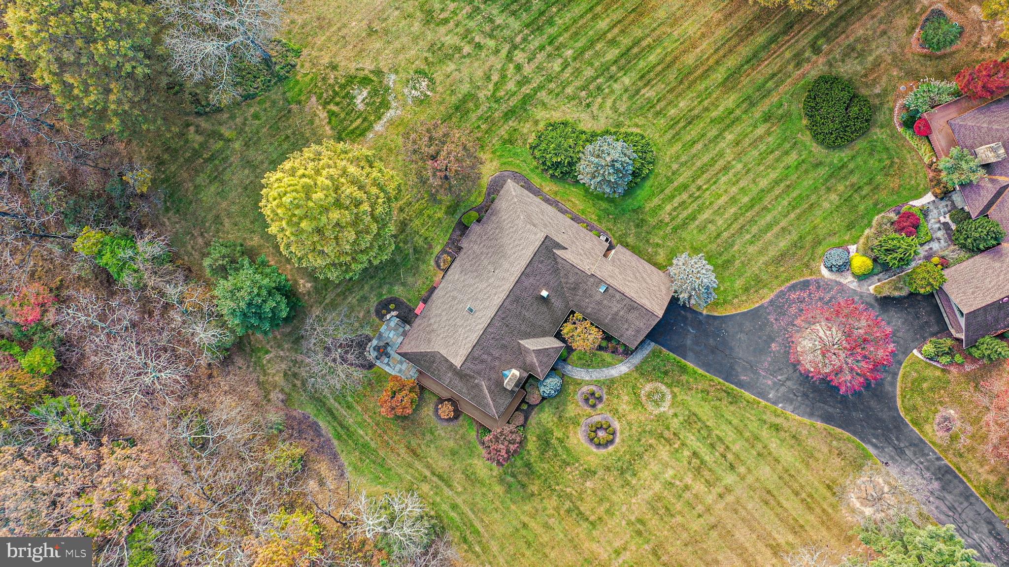 WEYHILL CONDO - Residential