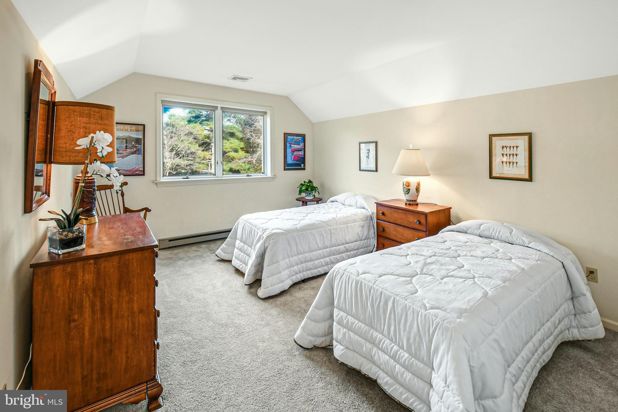 WEYHILL CONDO - Residential