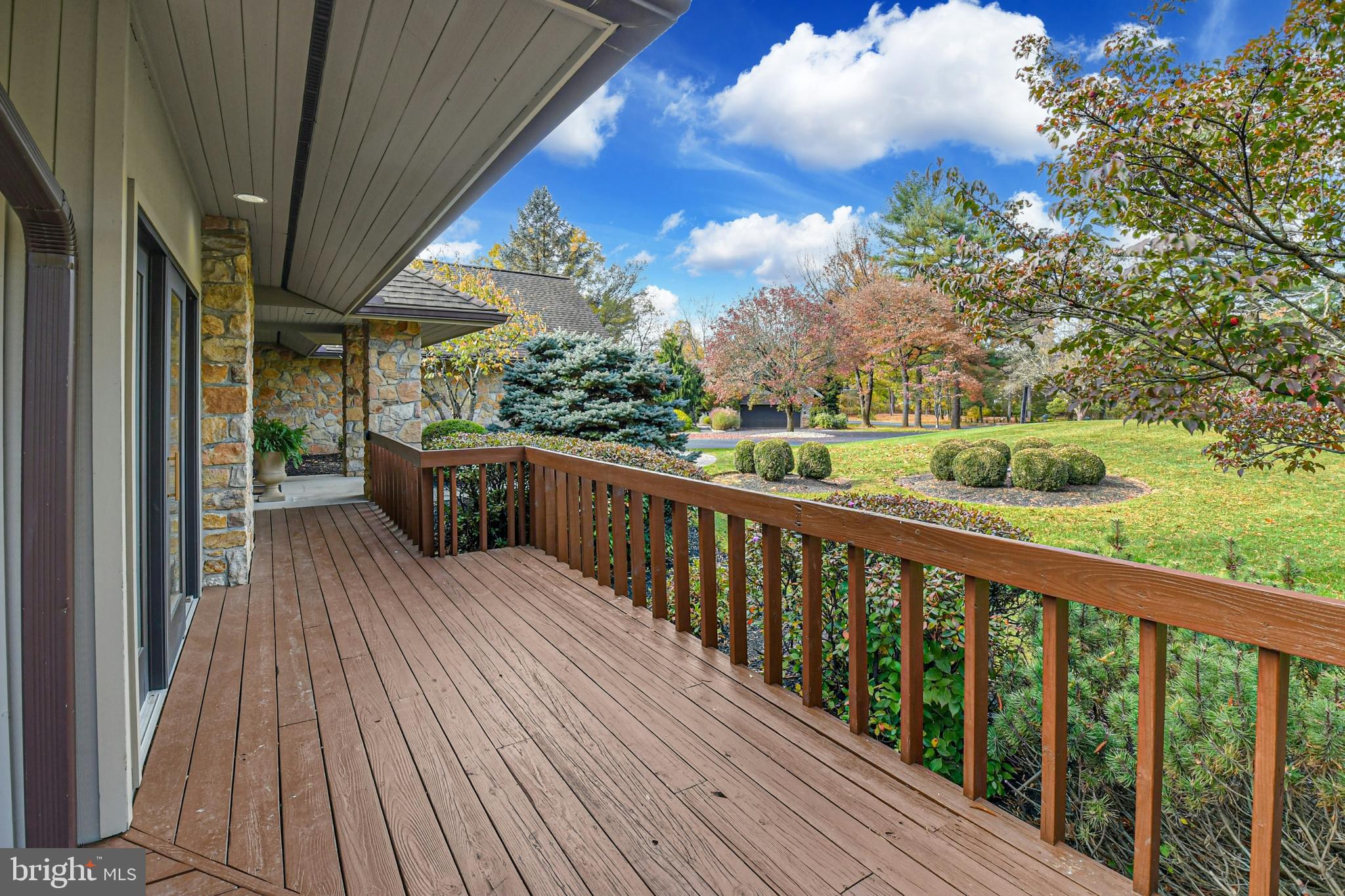 WEYHILL CONDO - Residential