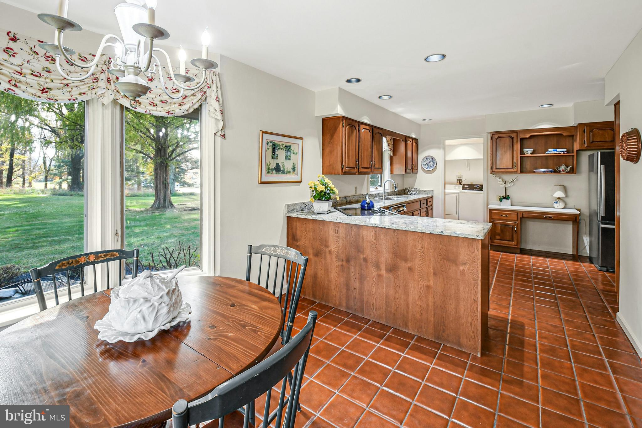 WEYHILL CONDO - Residential