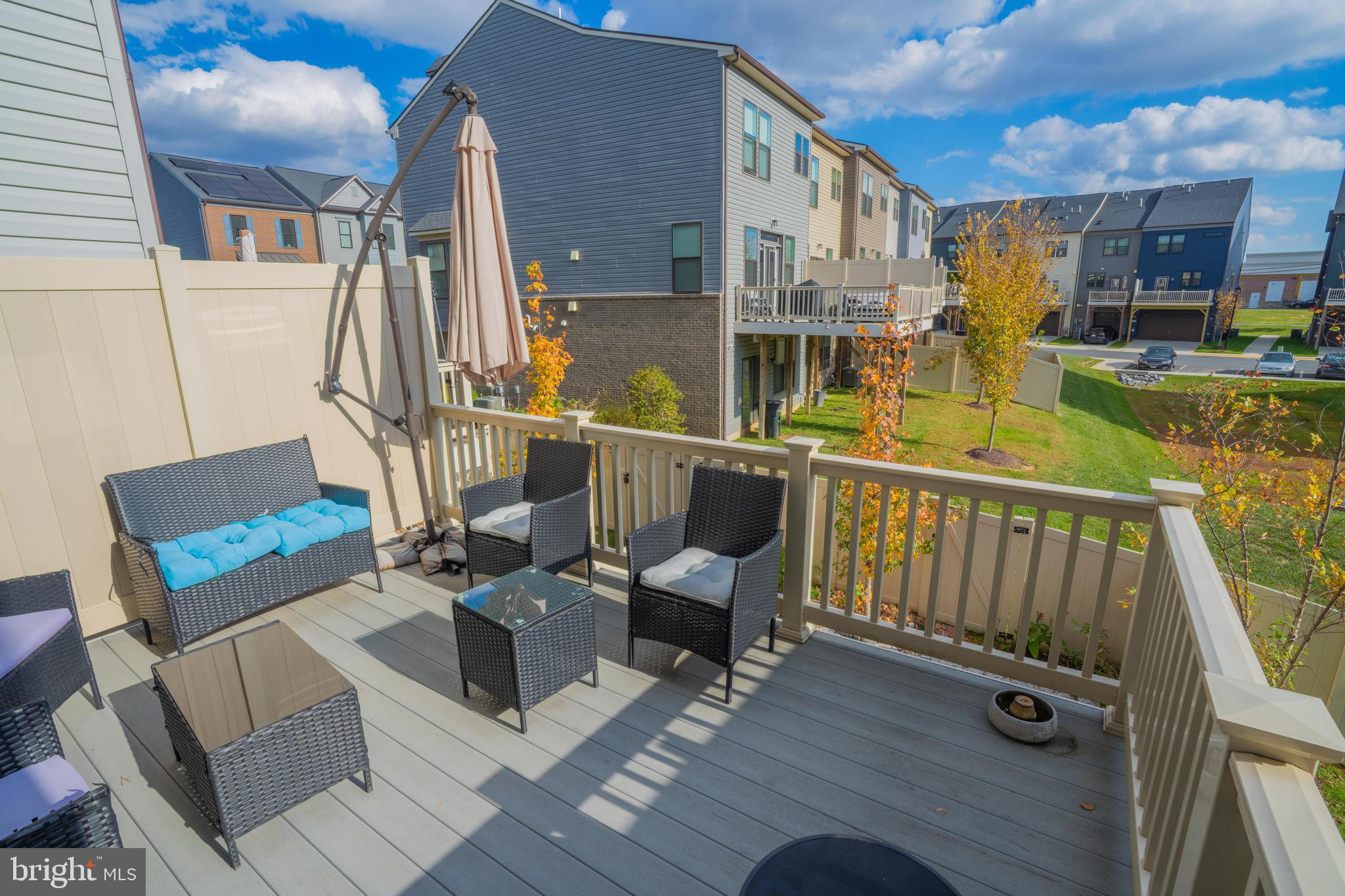 VISTA GARDENS - Residential Lease