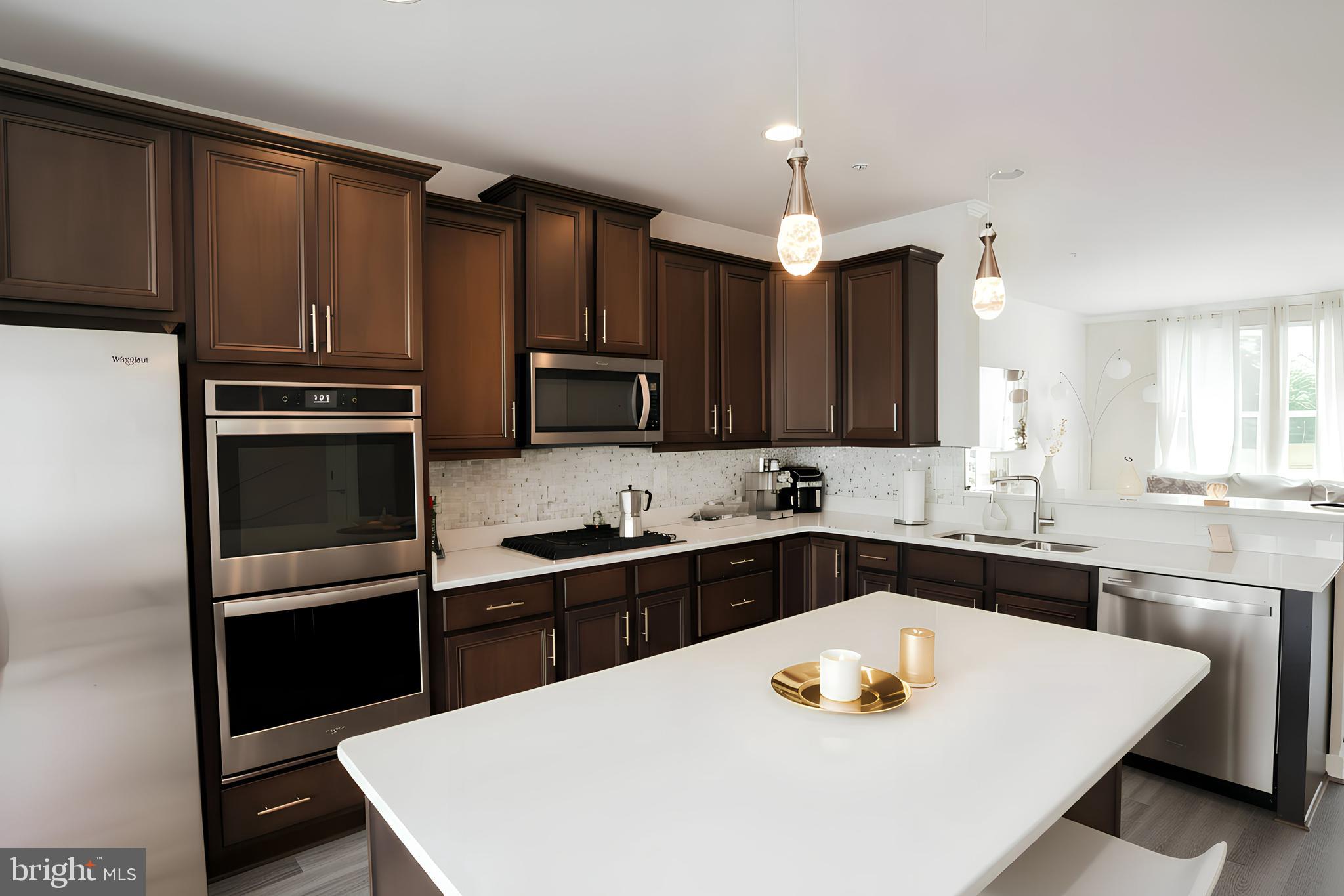 VISTA GARDENS - Residential Lease