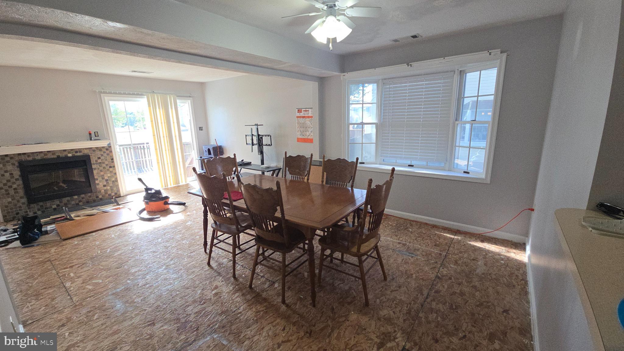 LAKEVIEW TOWNHOMES - Residential