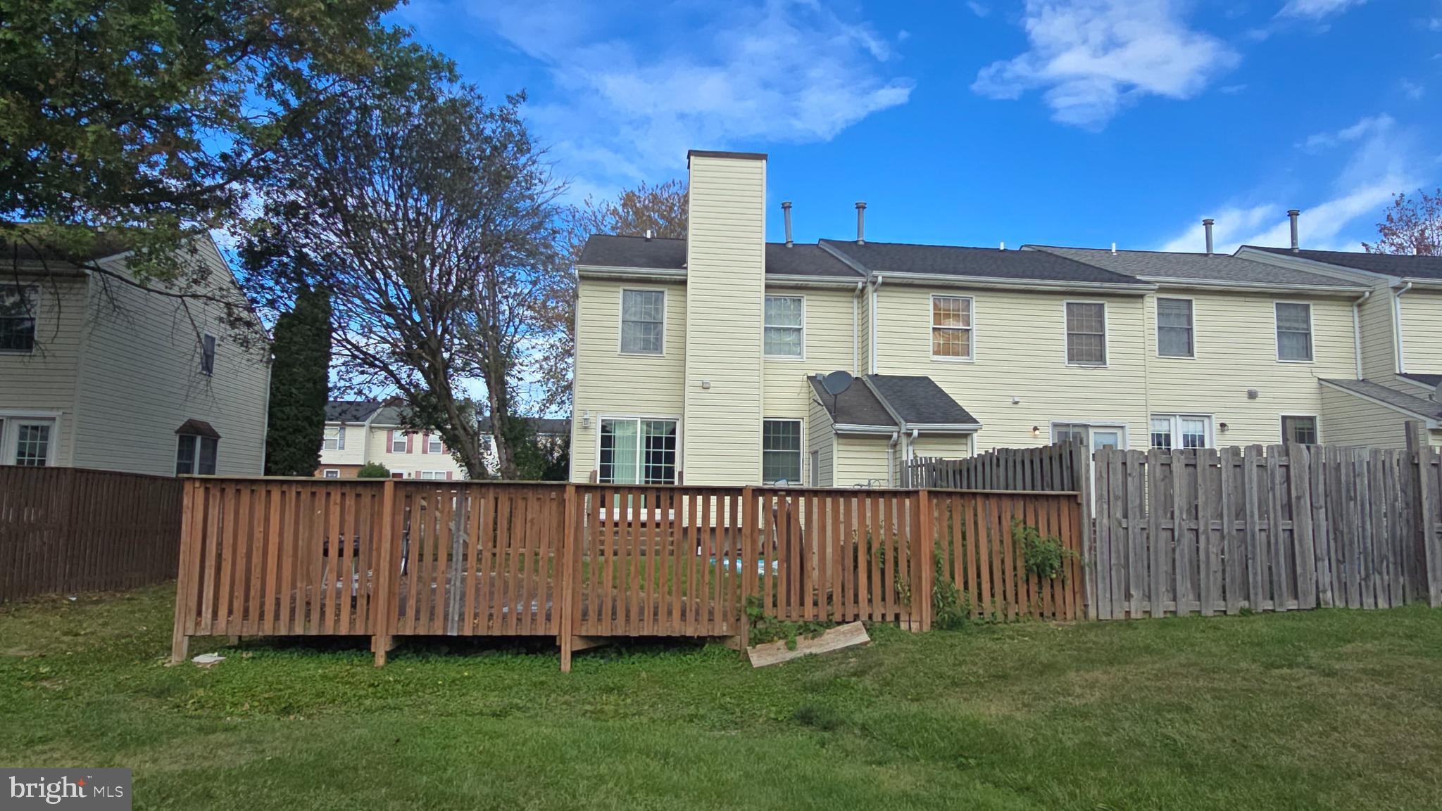 LAKEVIEW TOWNHOMES - Residential