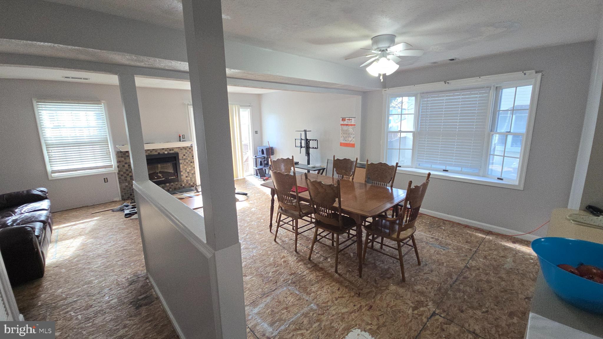 LAKEVIEW TOWNHOMES - Residential