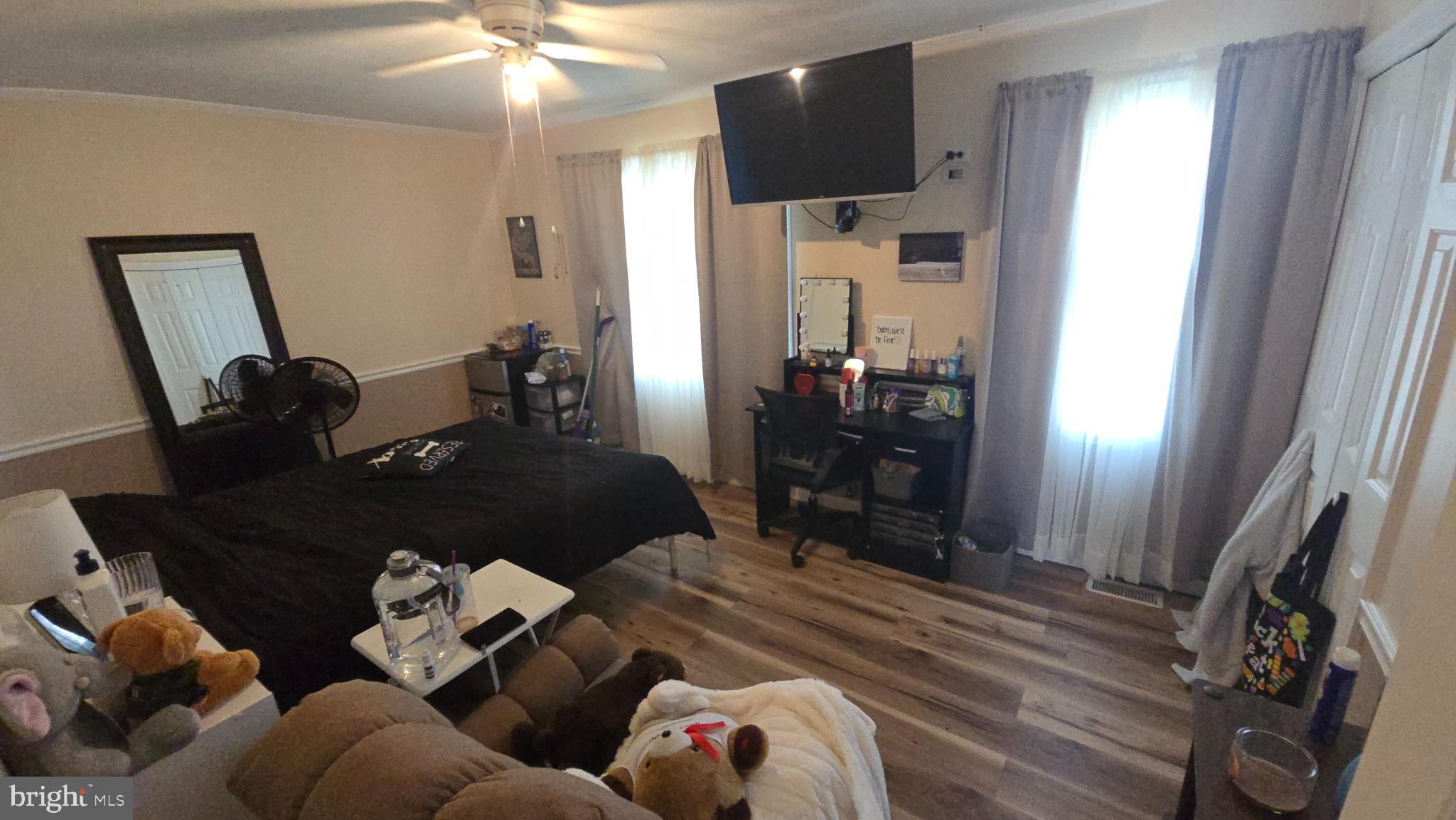 LAKEVIEW TOWNHOMES - Residential