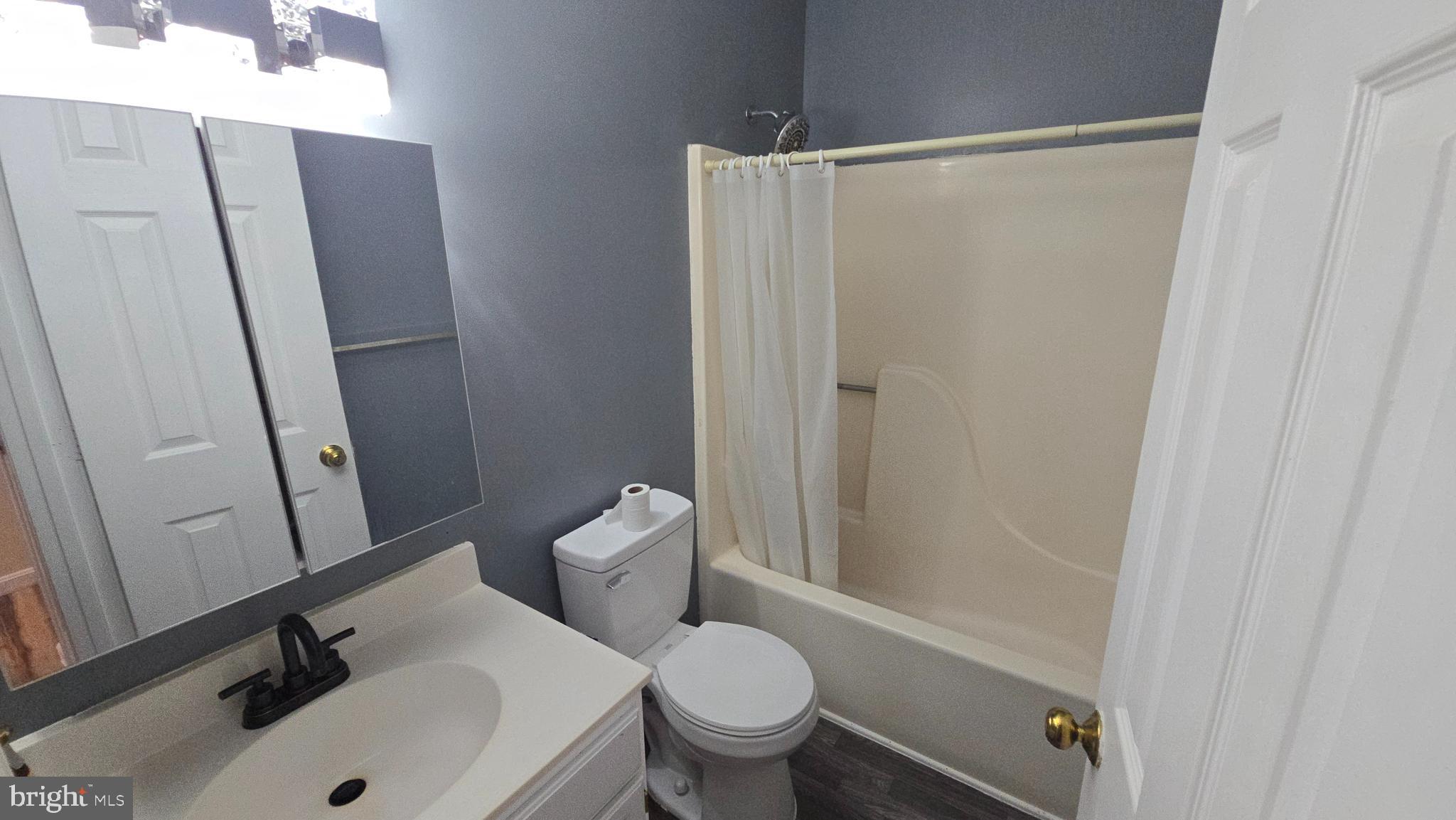 LAKEVIEW TOWNHOMES - Residential