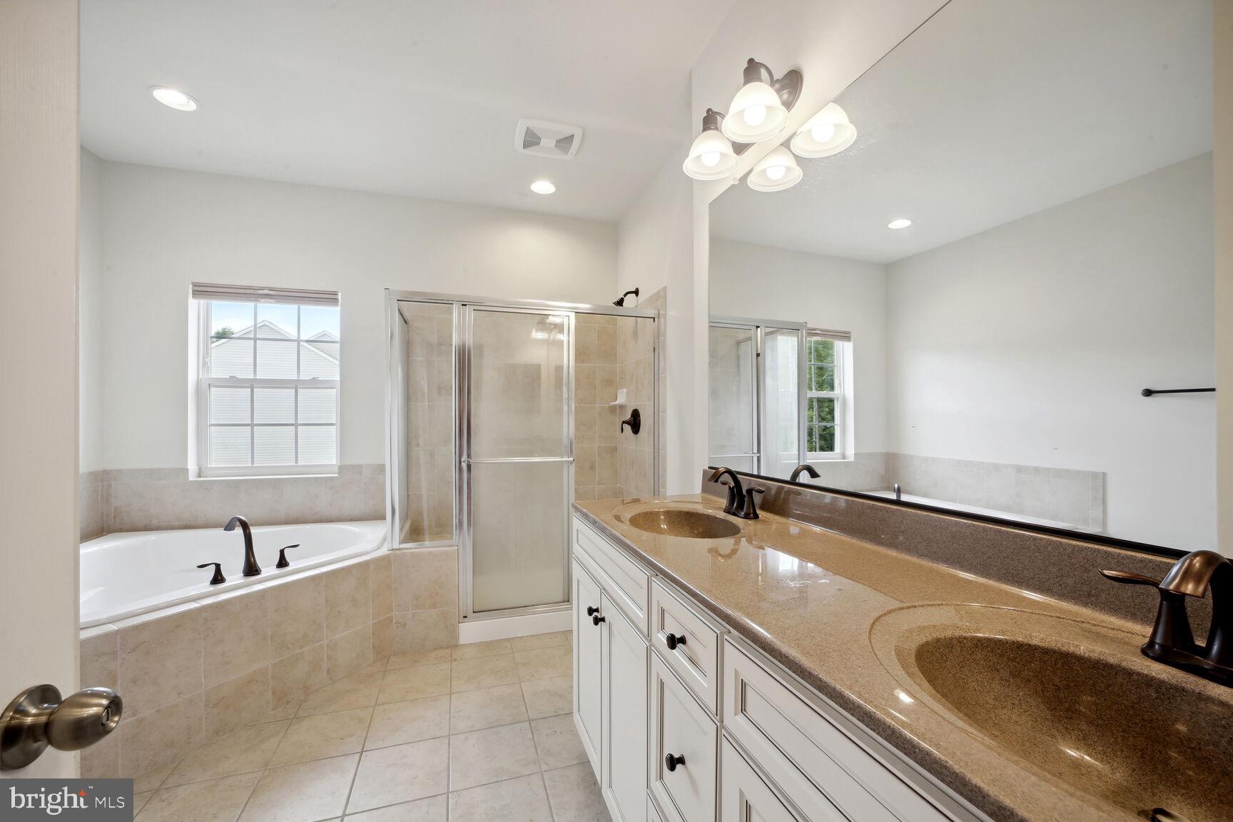 THE VINEYARDS - Residential