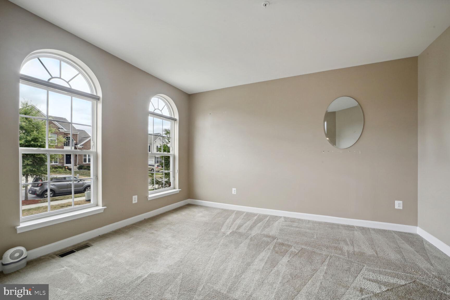 THE VINEYARDS - Residential