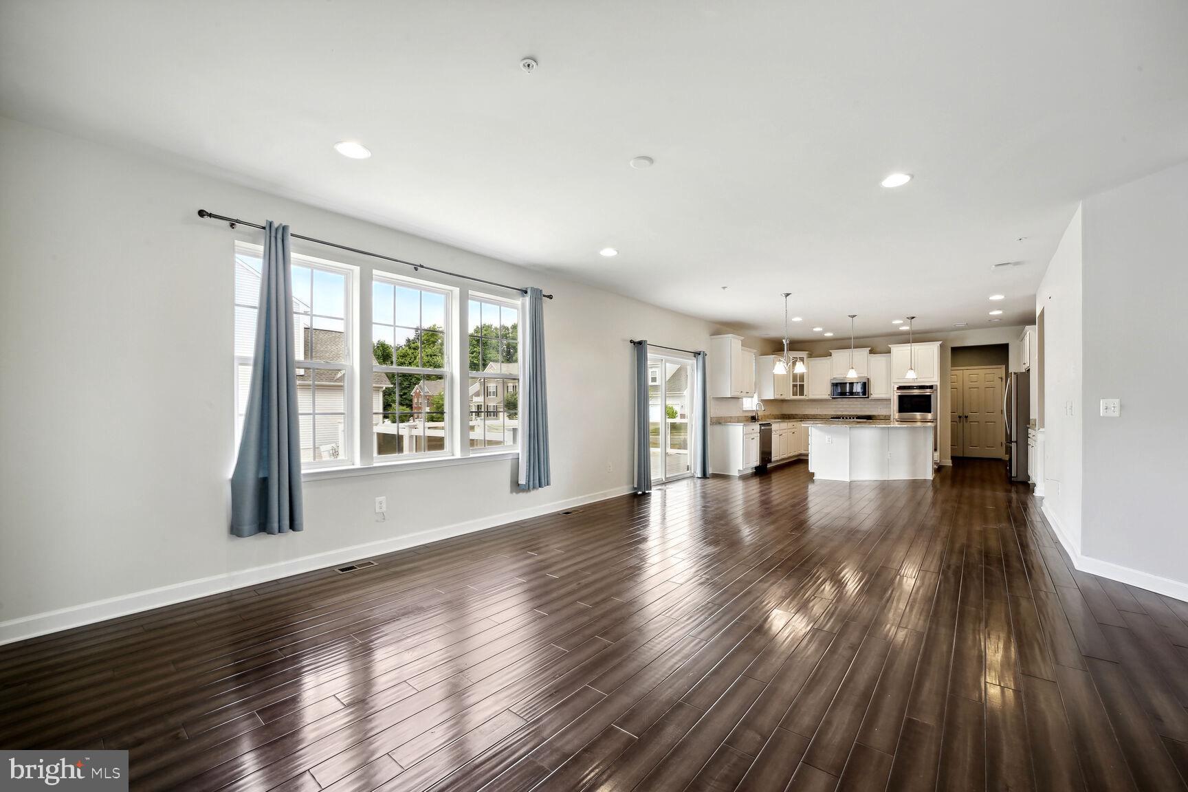 THE VINEYARDS - Residential