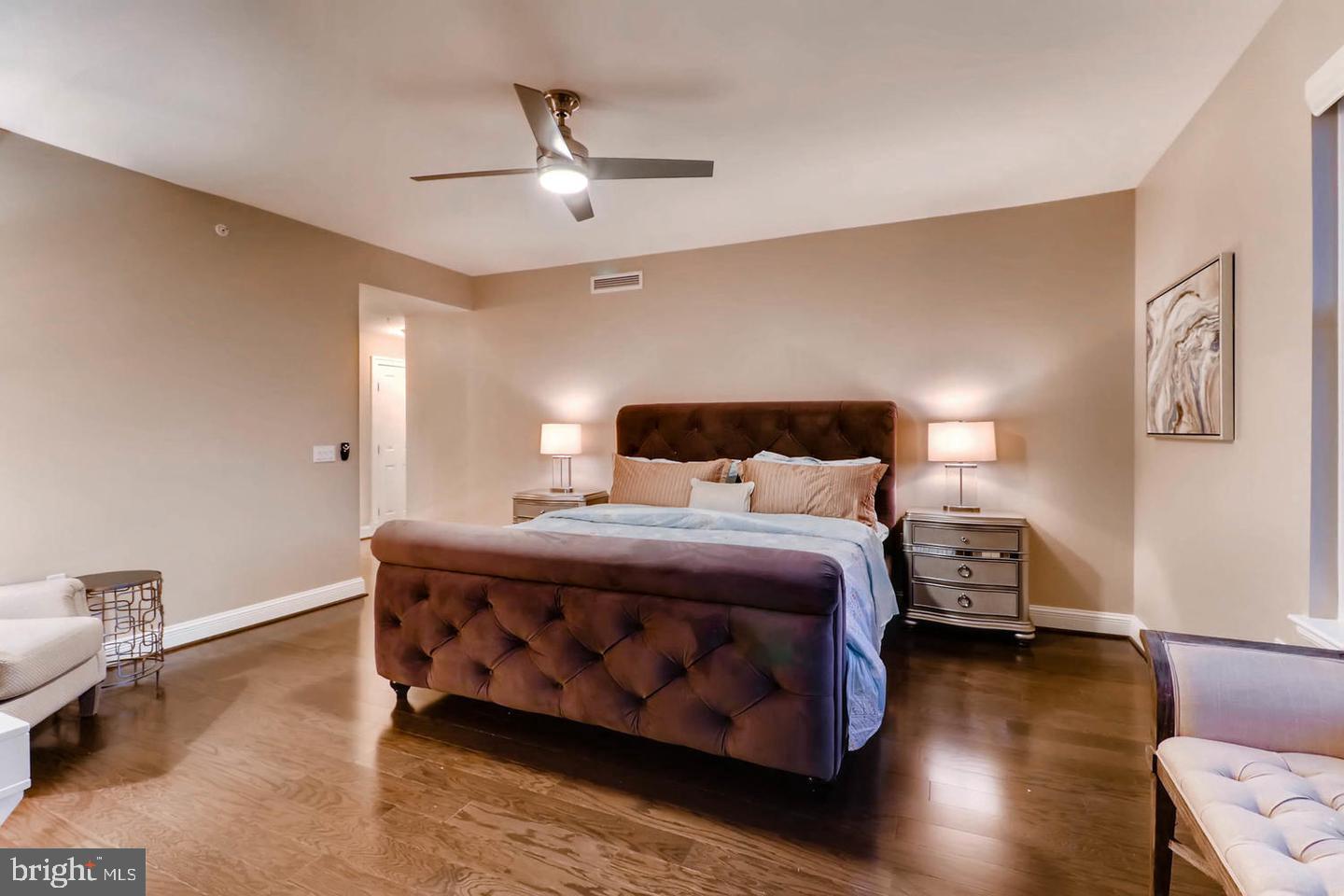 THE RITZ-CARLTON RESIDENCES - Residential Lease