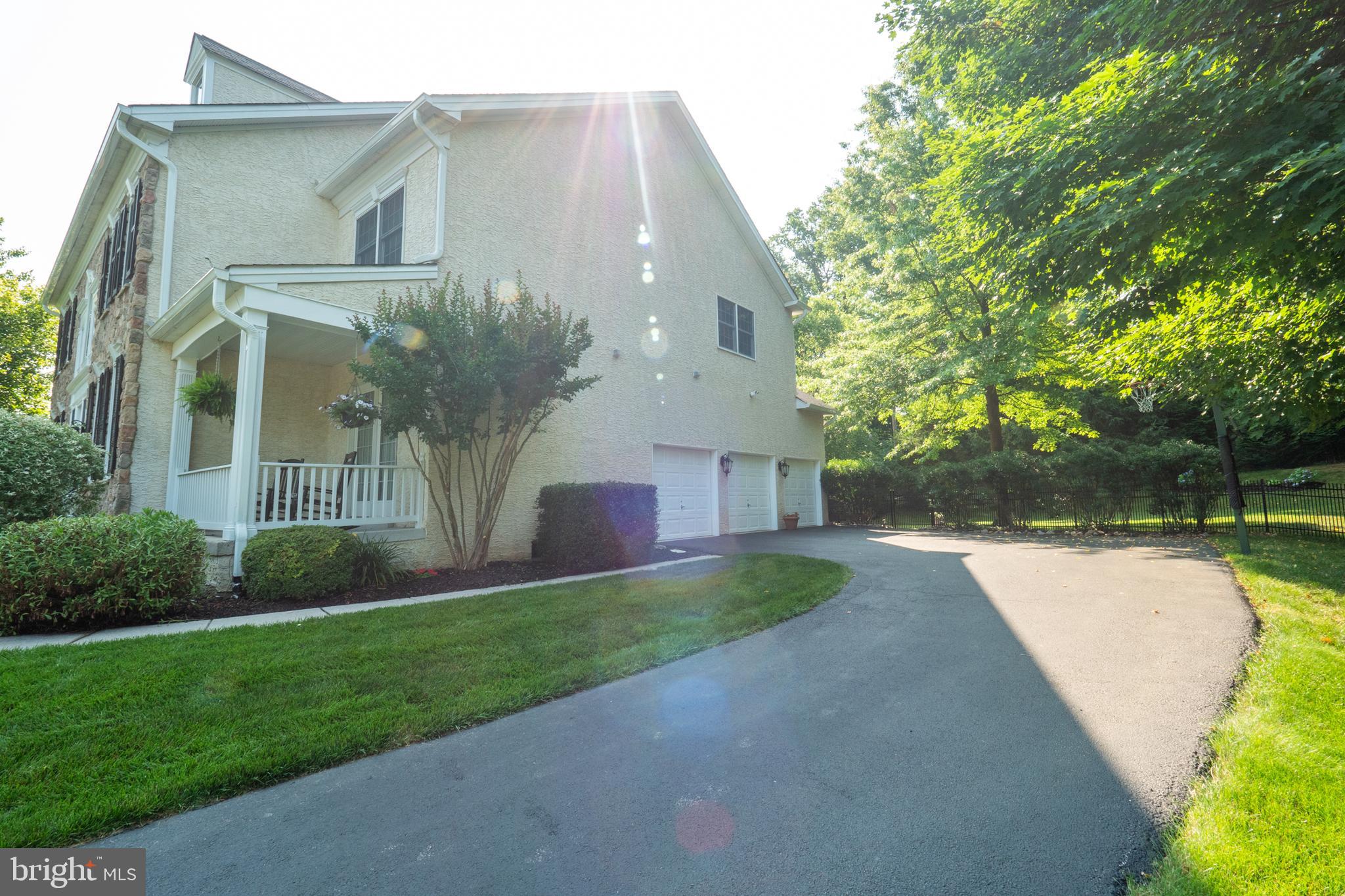 WESTTOWN CHASE - Residential