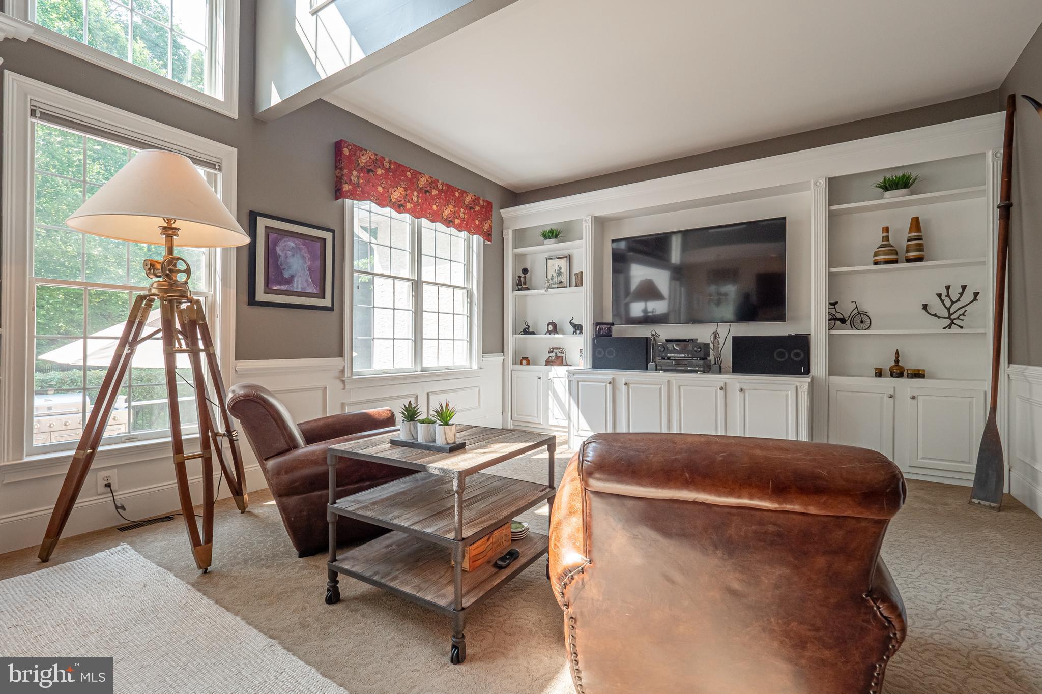 WESTTOWN CHASE - Residential