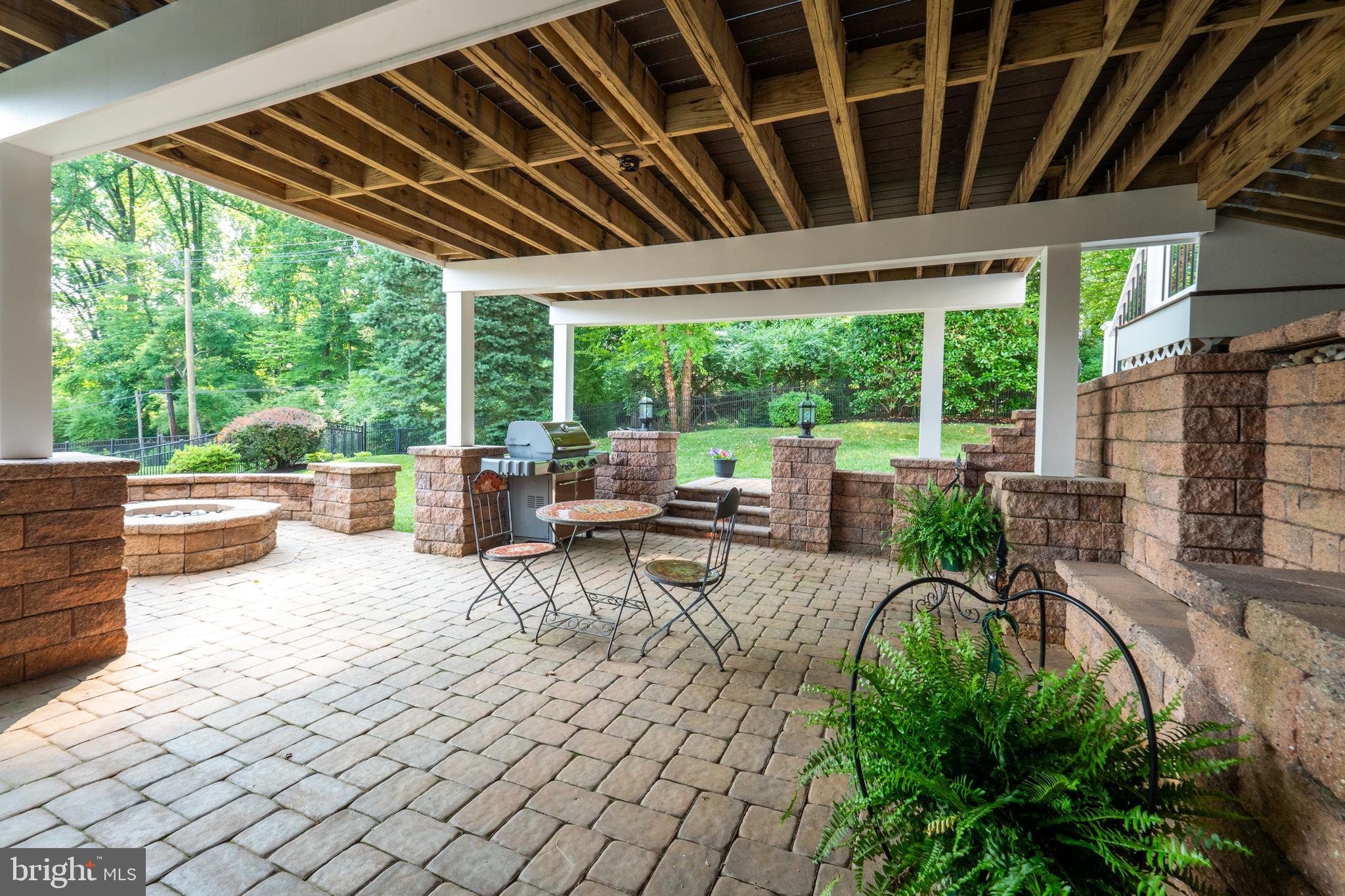 WESTTOWN CHASE - Residential