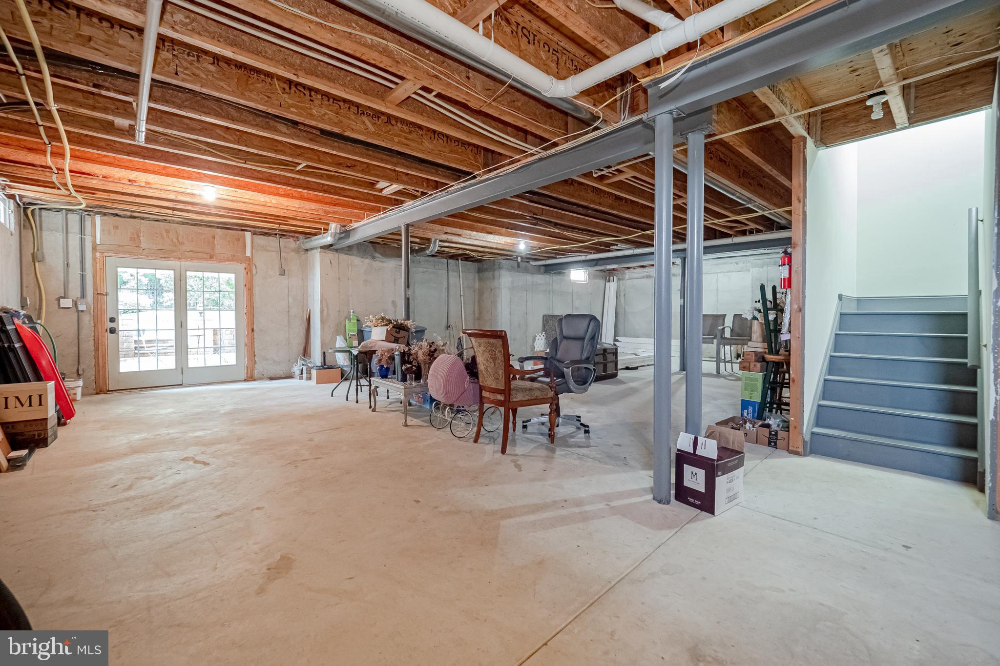 WESTTOWN CHASE - Residential