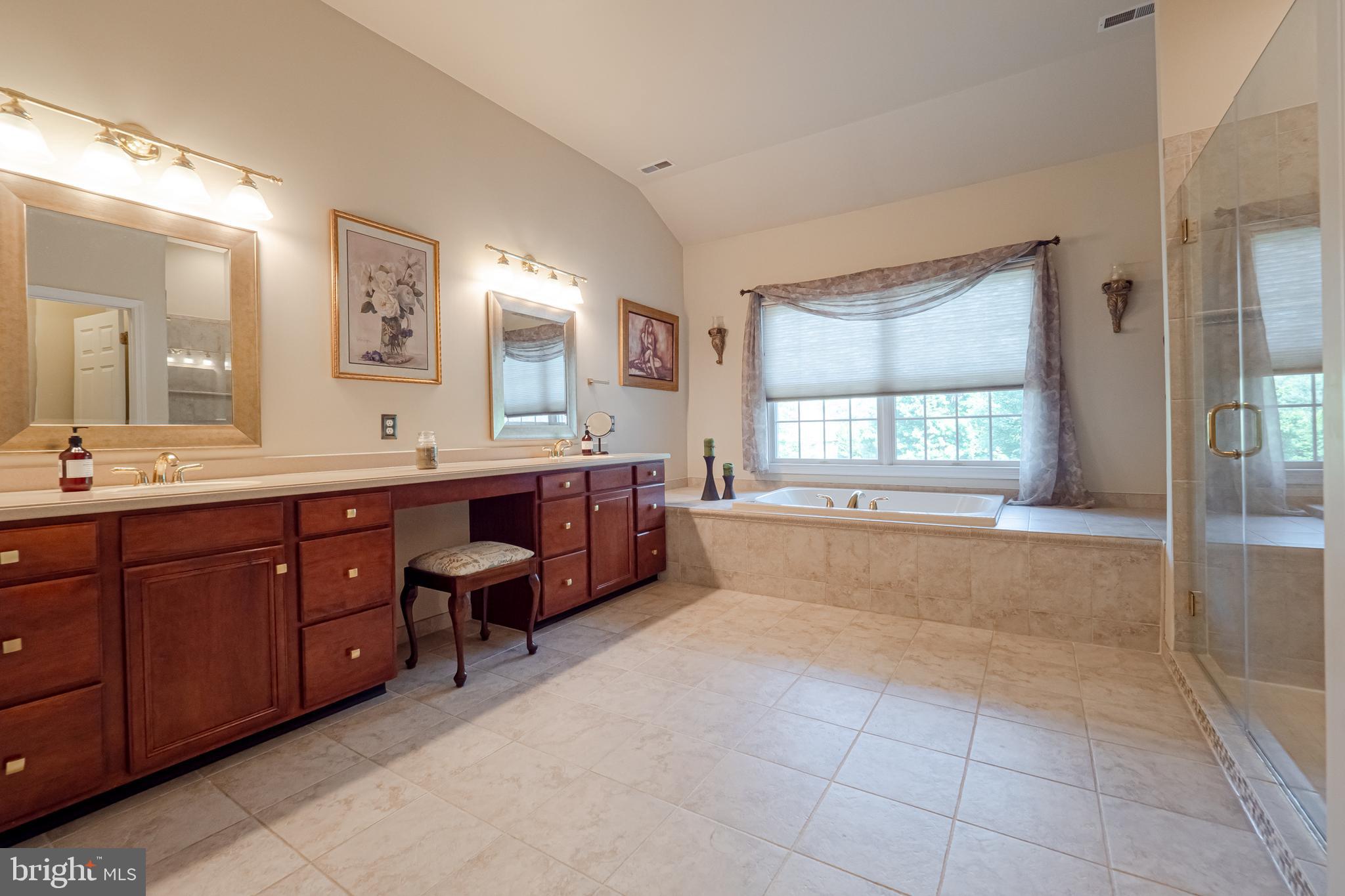 WESTTOWN CHASE - Residential