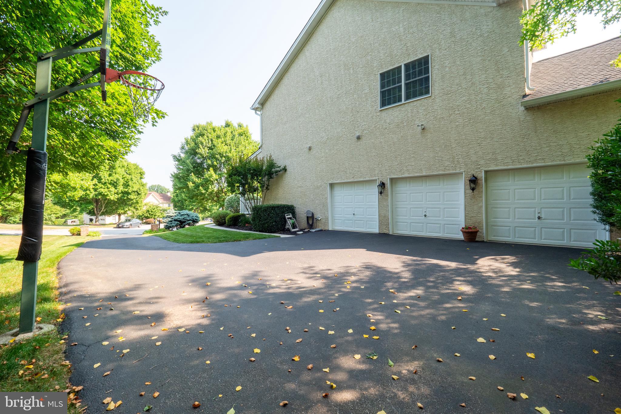 WESTTOWN CHASE - Residential