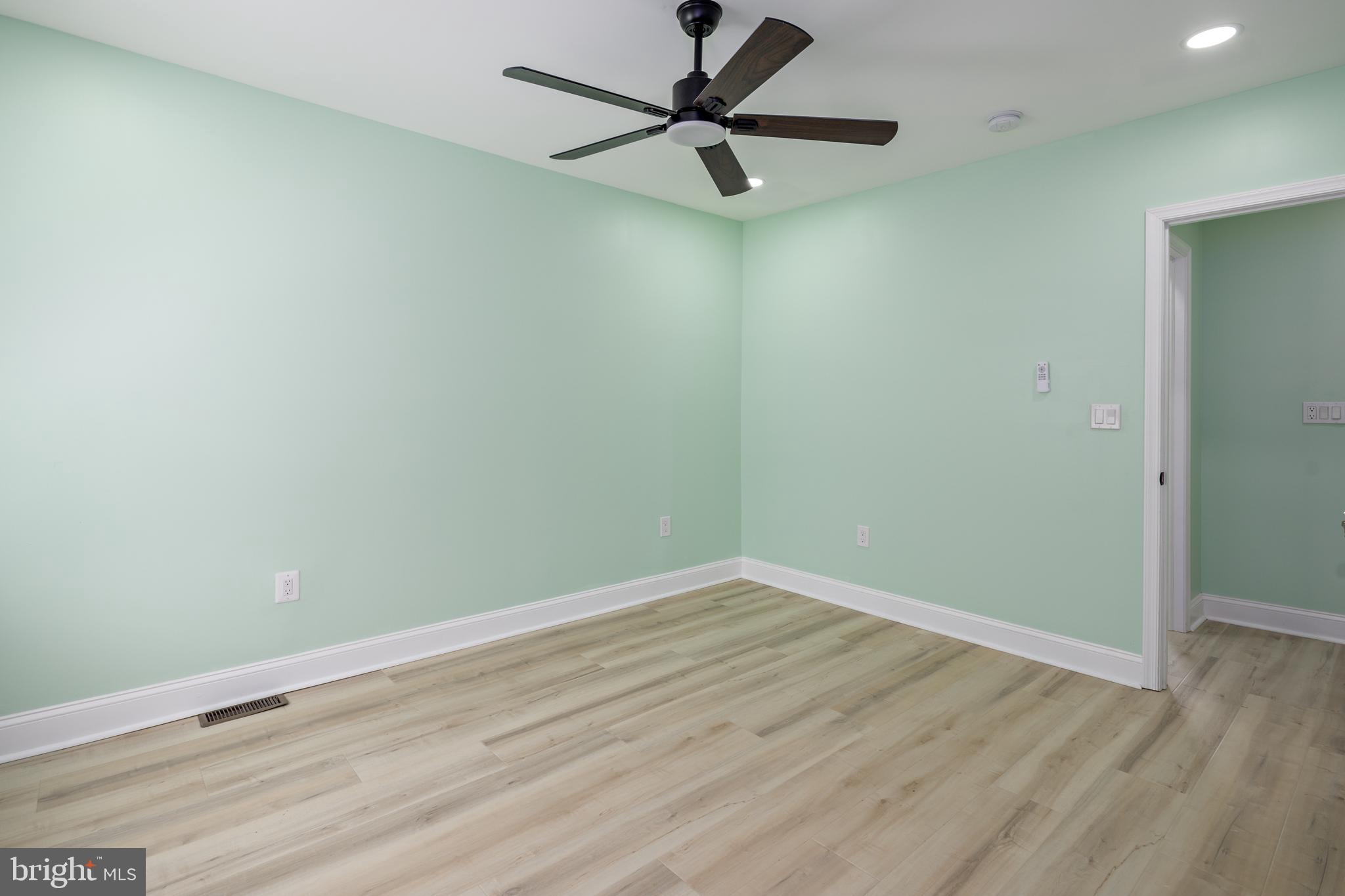 HIGHLANDTOWN - Residential