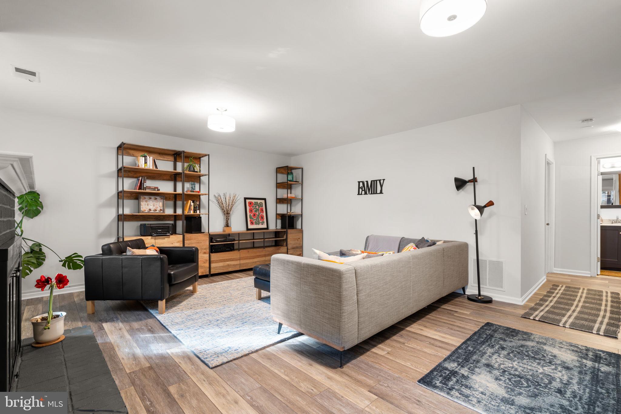 THE HAMLET - Residential