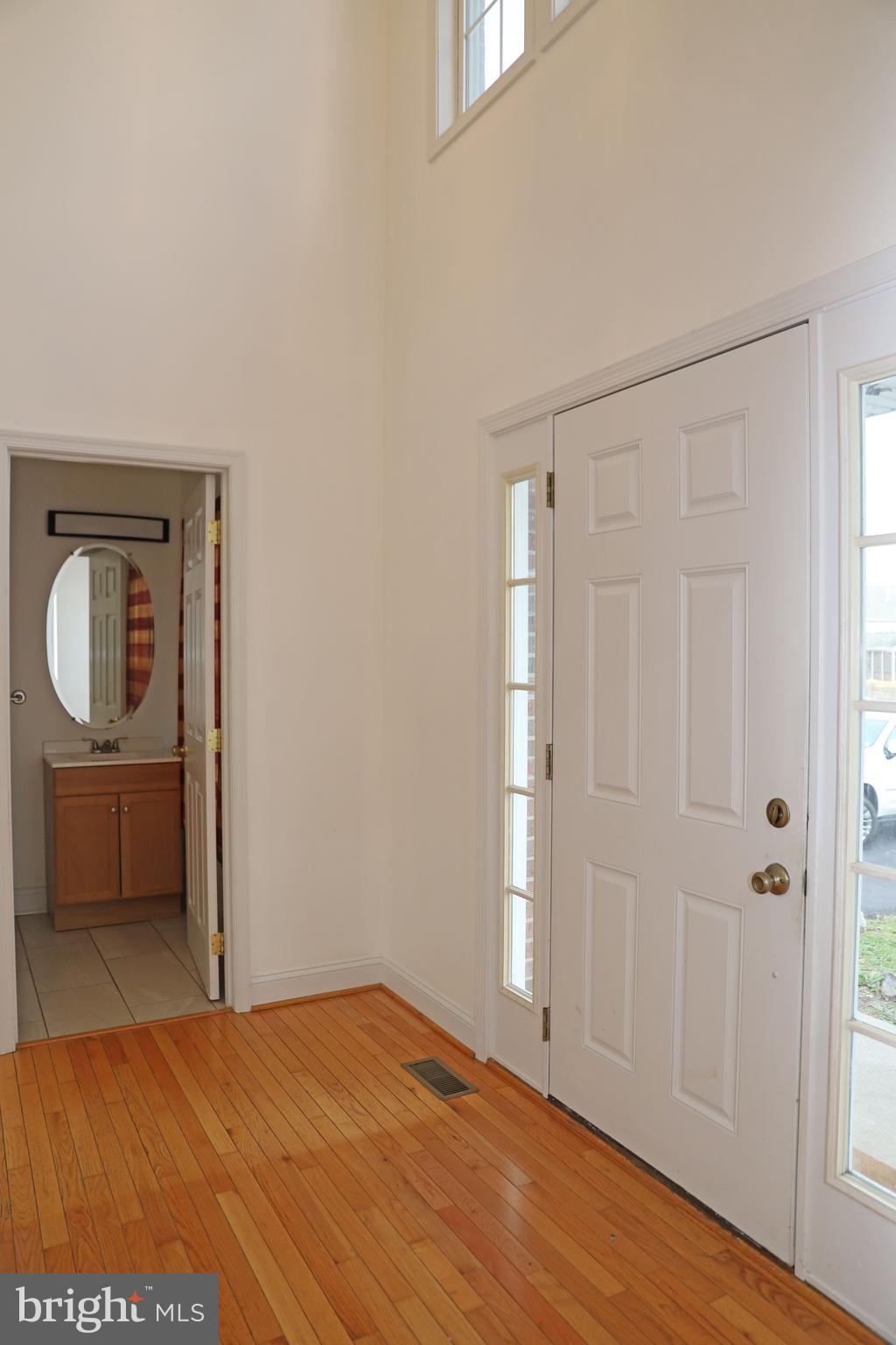 MCCAULEY CROSSING - Residential Lease