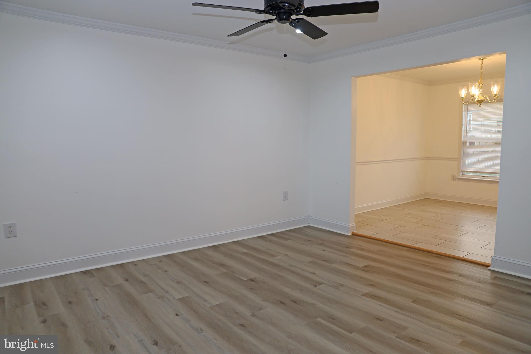 MCCAULEY CROSSING - Residential Lease