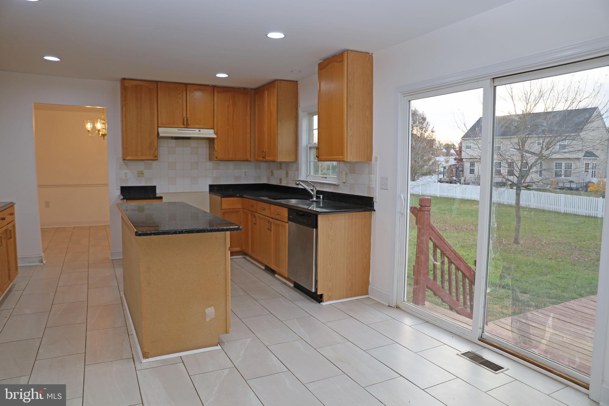 MCCAULEY CROSSING - Residential Lease