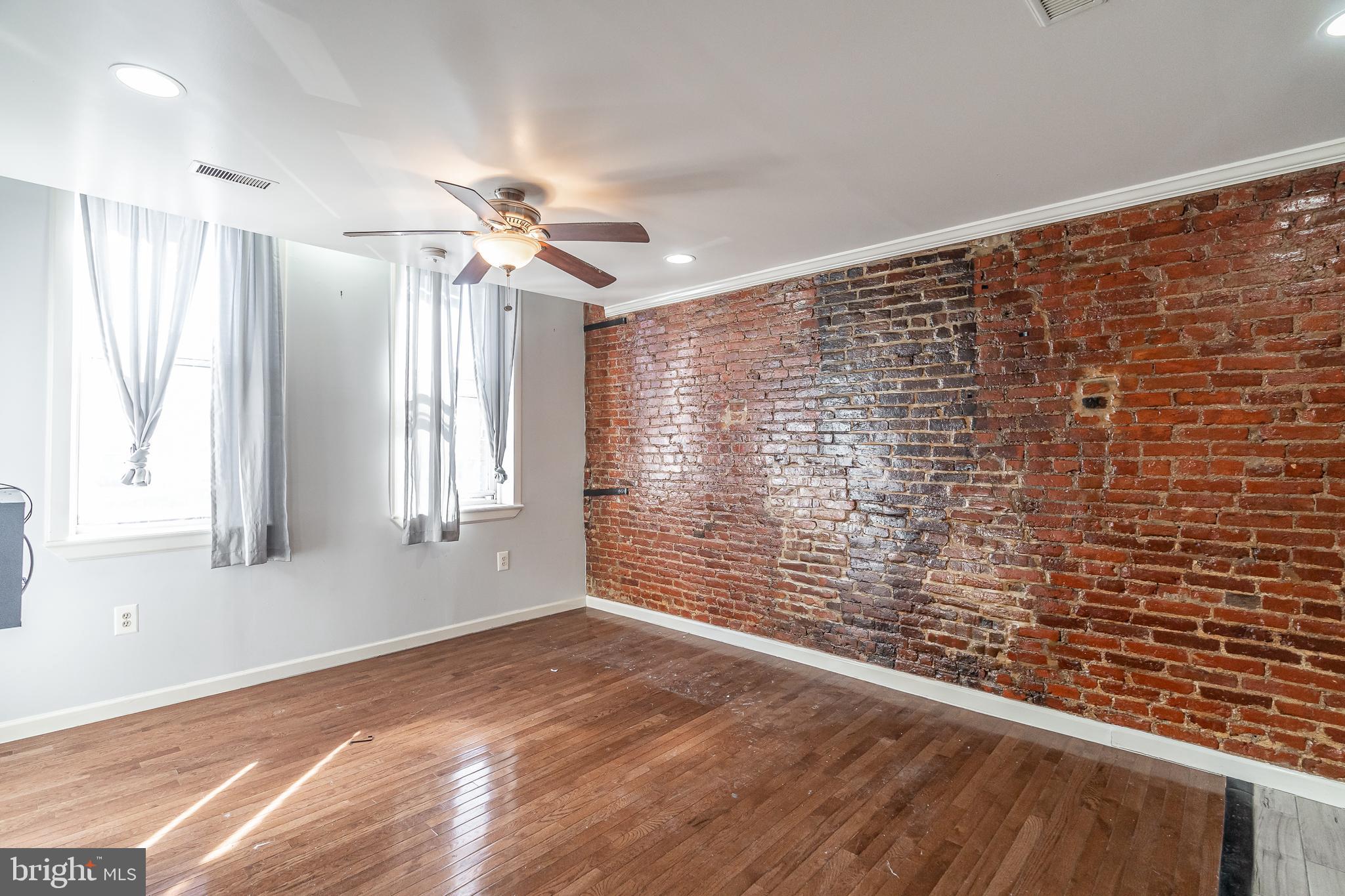 FISHTOWN - Residential Lease