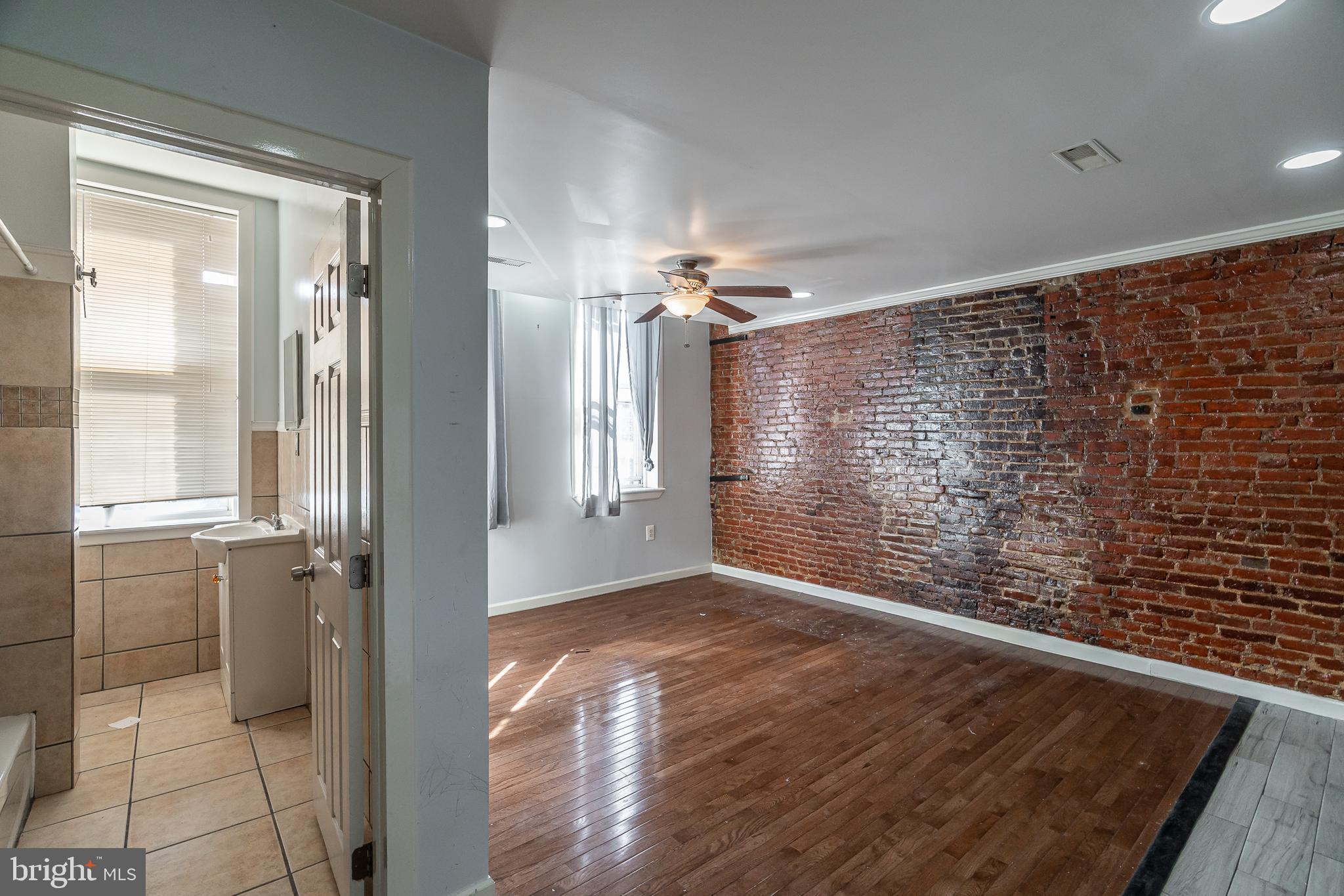 FISHTOWN - Residential Lease