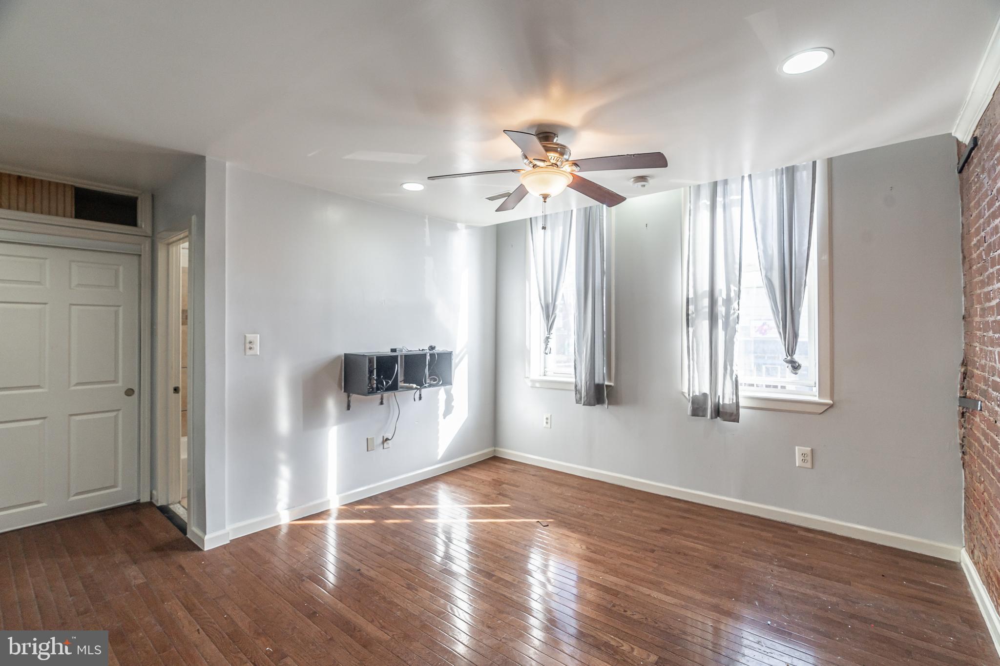 FISHTOWN - Residential Lease