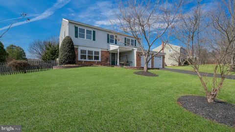 Homes For Sale - 1026 Surrey Lane<br/> WARRINGTON, PA 18976