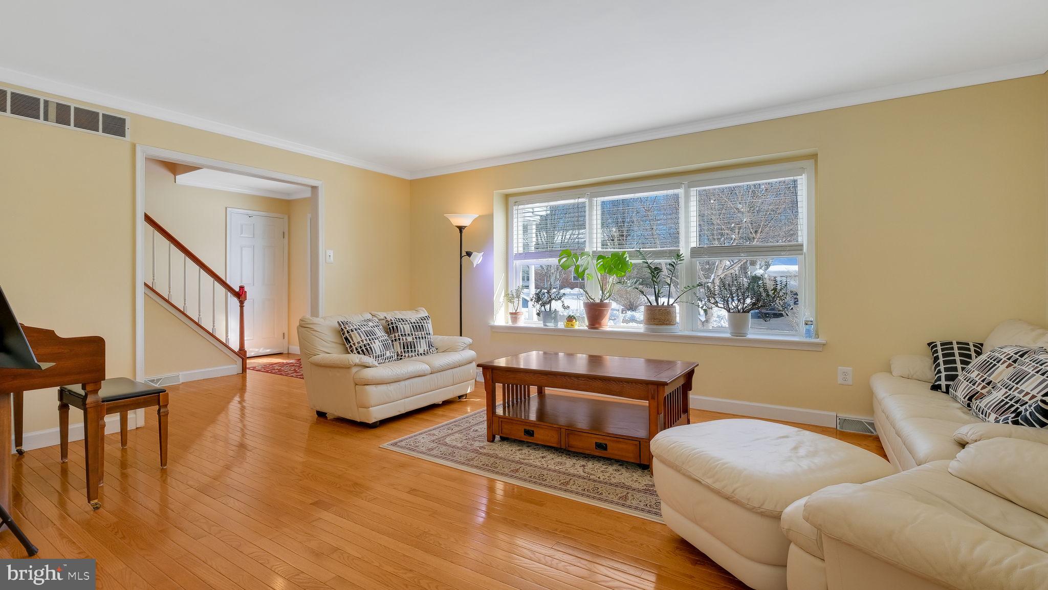 PALOMINO GLEN - Residential