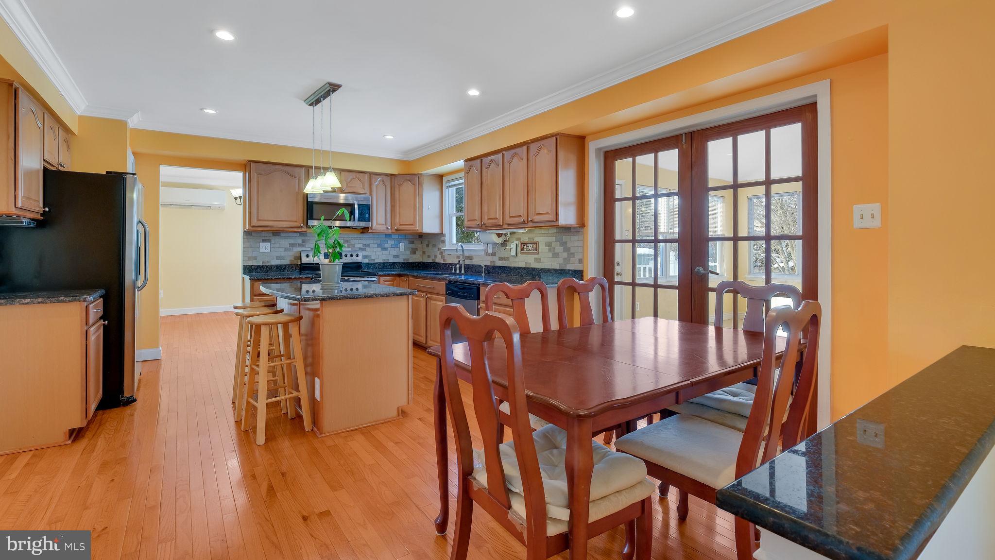 PALOMINO GLEN - Residential