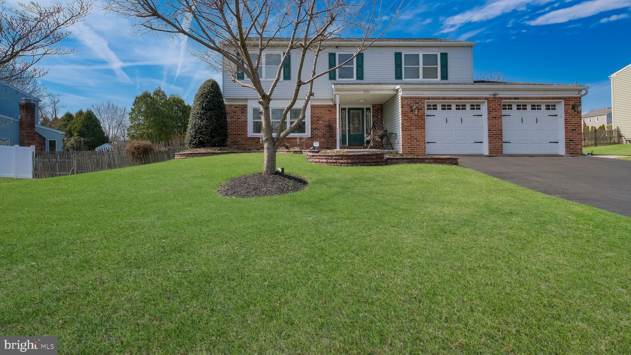 PALOMINO GLEN - Residential