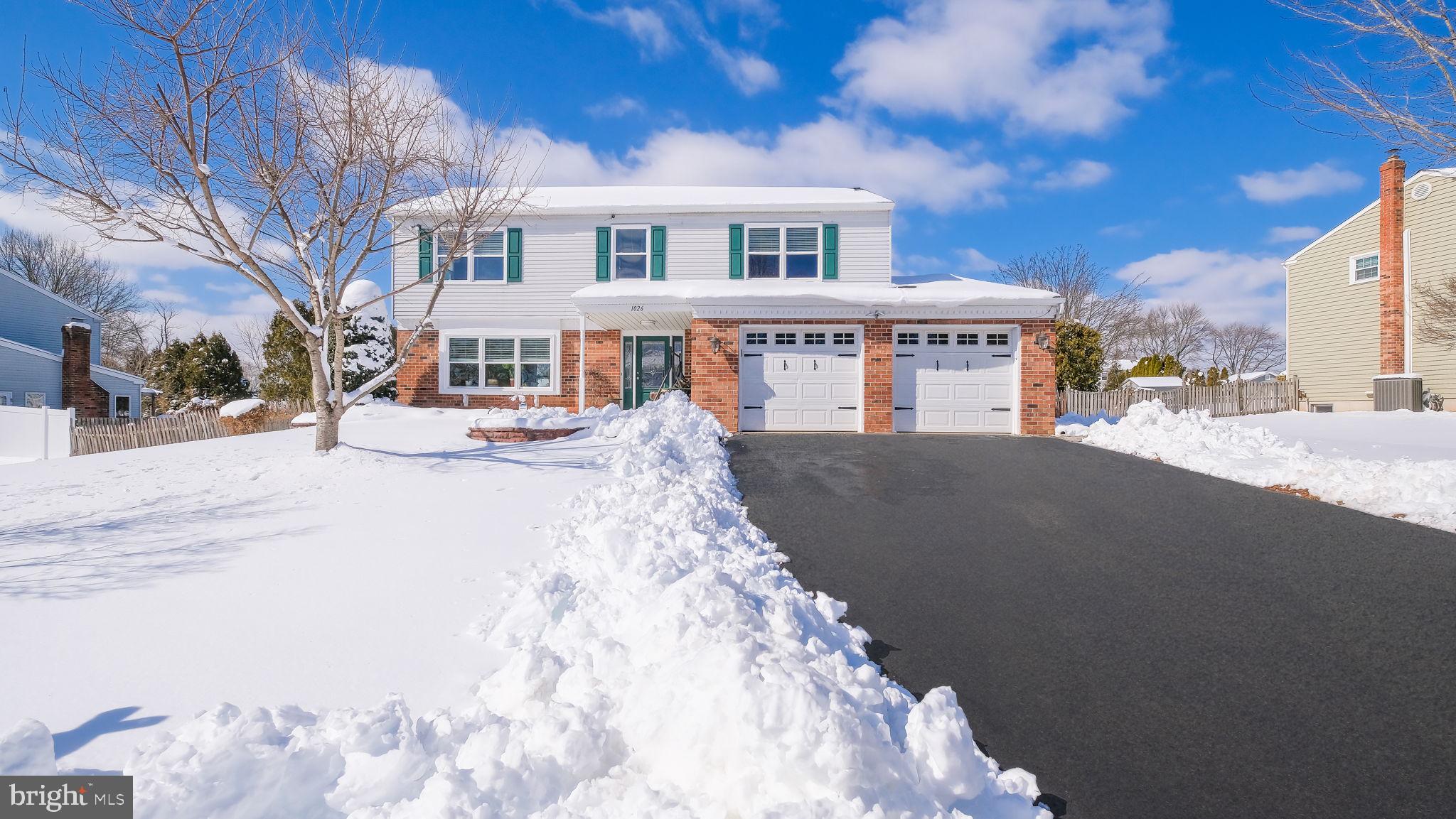 PALOMINO GLEN - Residential