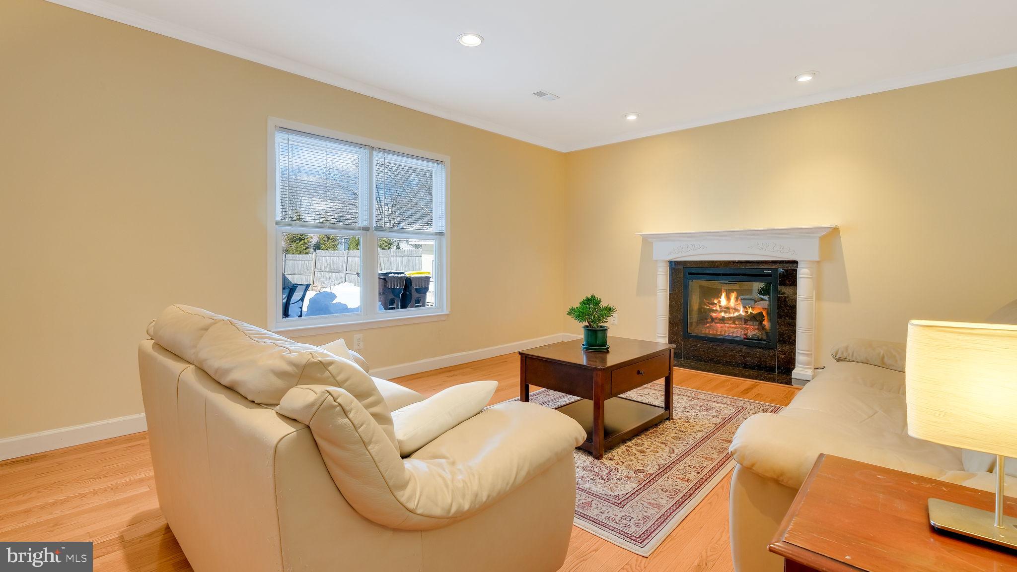 PALOMINO GLEN - Residential