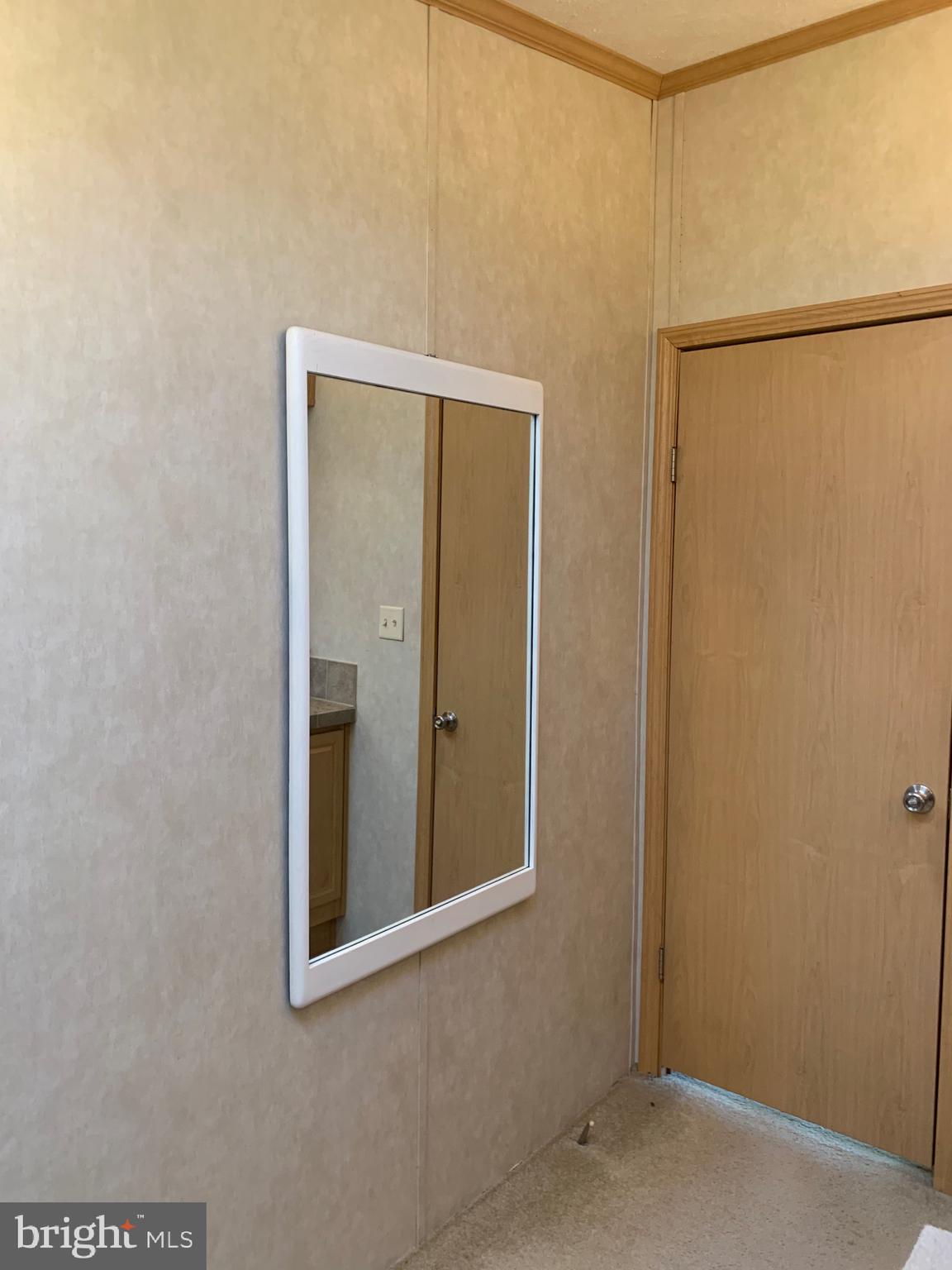 LAKESIDE VILLAGE - Residential