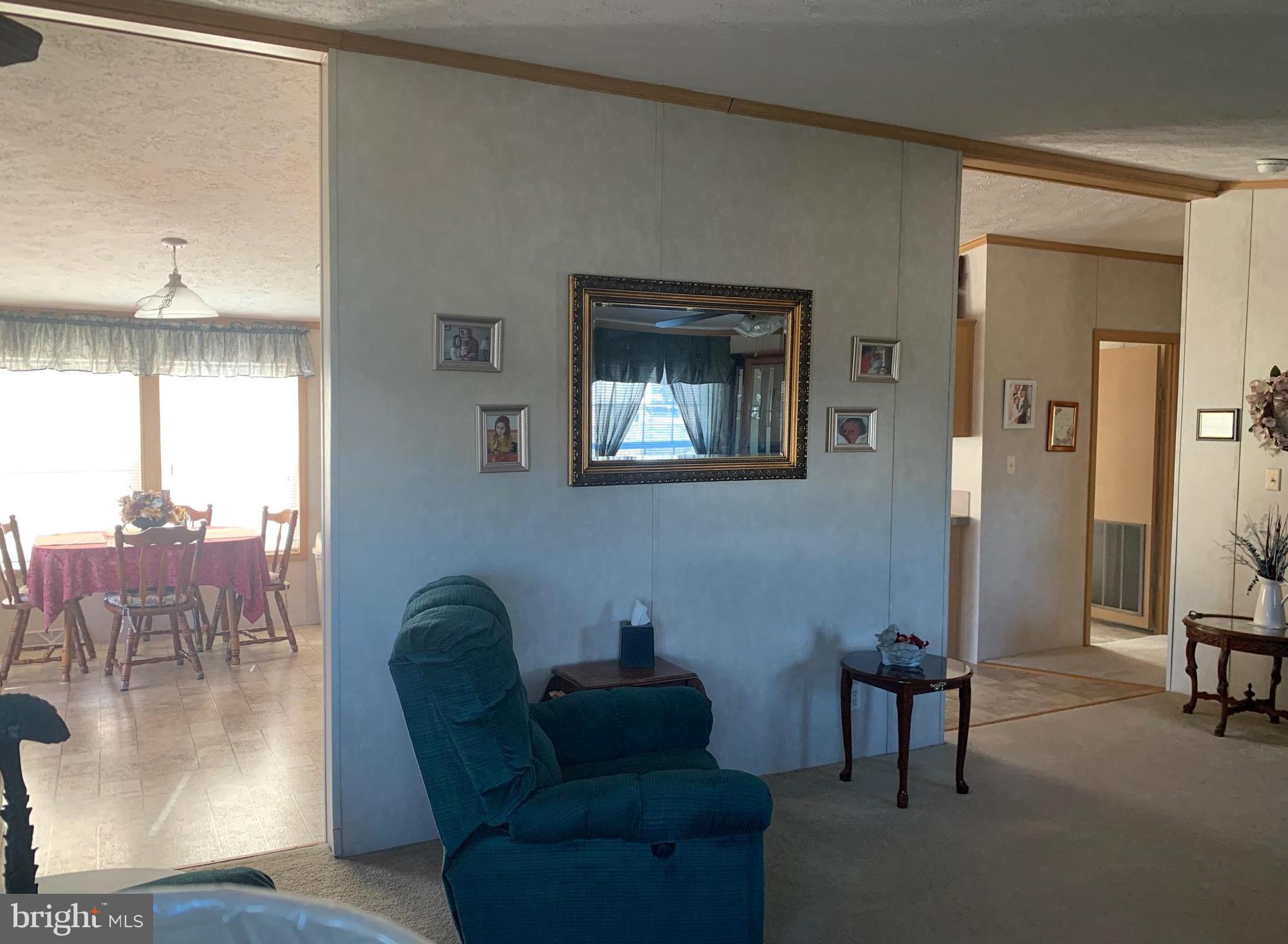 LAKESIDE VILLAGE - Residential