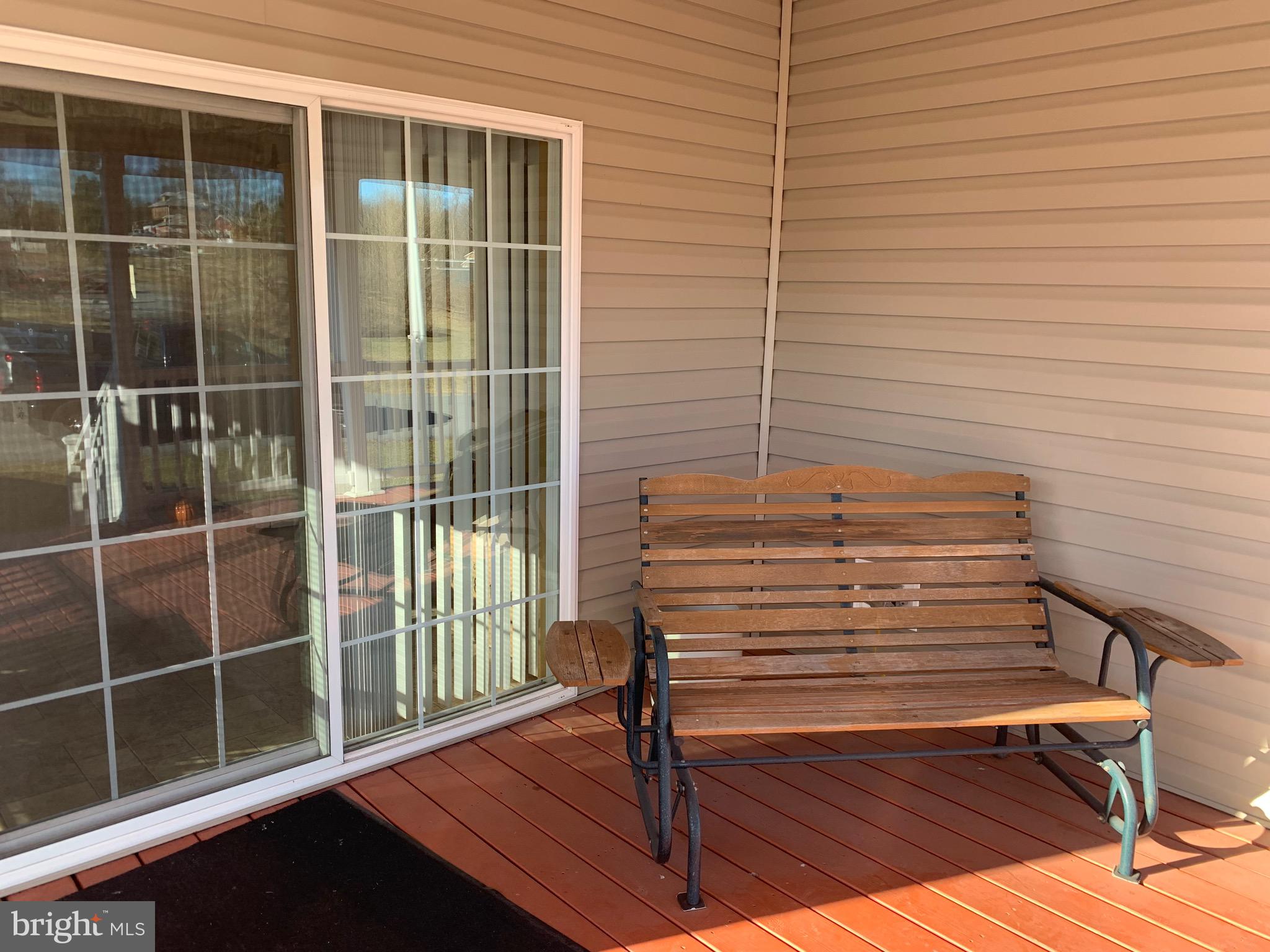 LAKESIDE VILLAGE - Residential