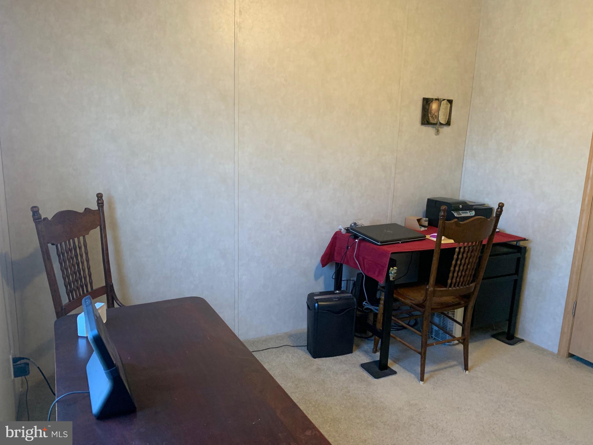 LAKESIDE VILLAGE - Residential